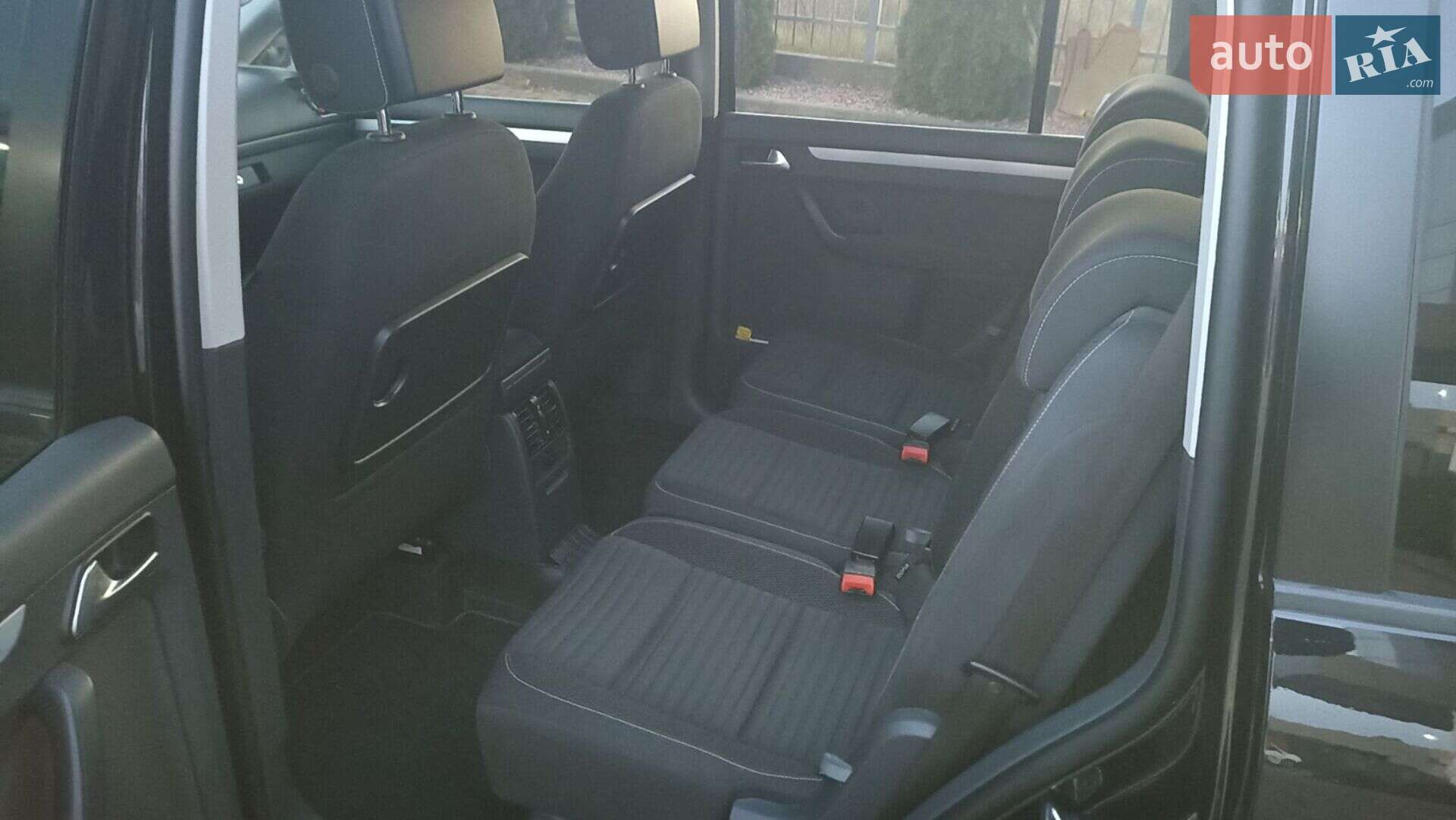 Volkswagen Touran 2015 VIN WVGZZZ1TZFW046317 фото оголошення 36 з 98