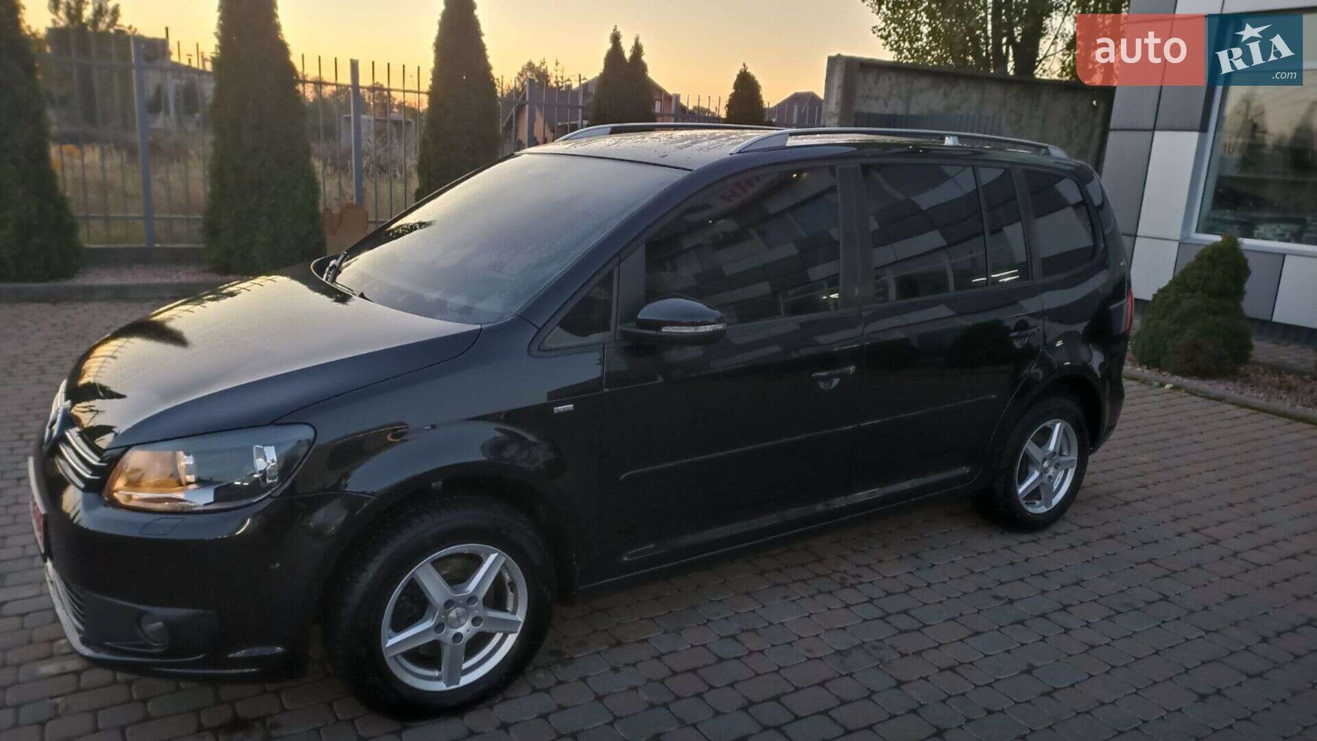Volkswagen Touran 2015 VIN WVGZZZ1TZFW046317 фото оголошення 39 з 98