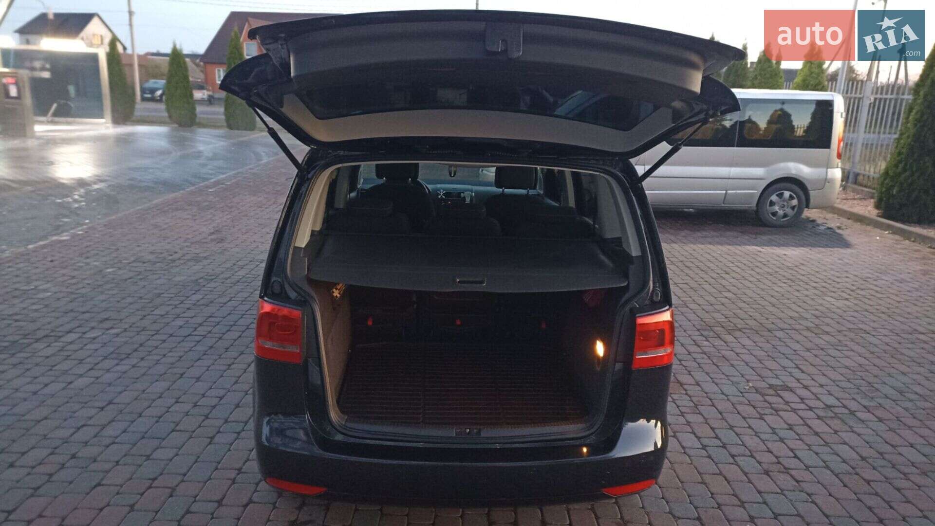 Volkswagen Touran 2015 VIN WVGZZZ1TZFW046317 фото оголошення 47 з 98