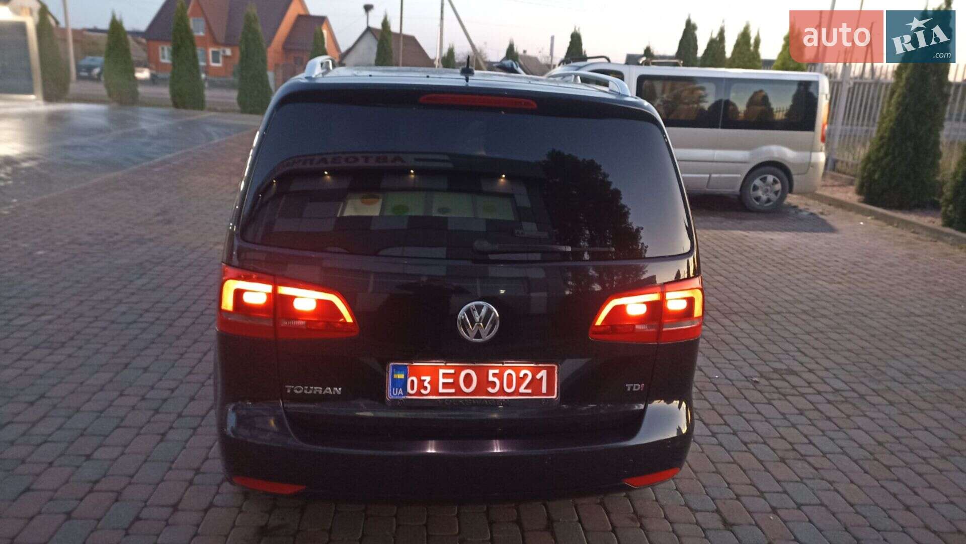 Volkswagen Touran 2015 VIN WVGZZZ1TZFW046317 фото оголошення 49 з 98