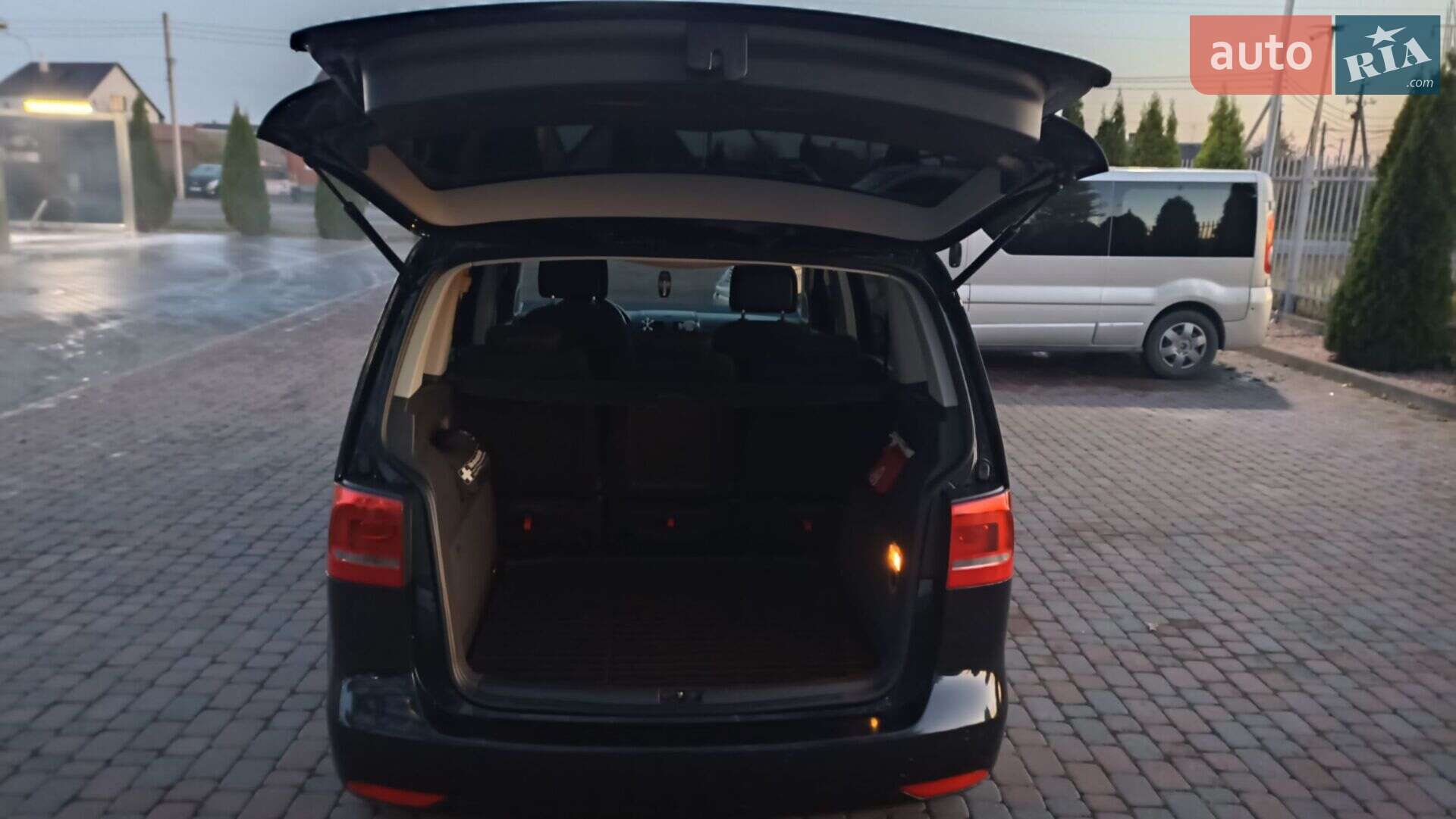 Volkswagen Touran 2015 VIN WVGZZZ1TZFW046317 фото оголошення 51 з 98