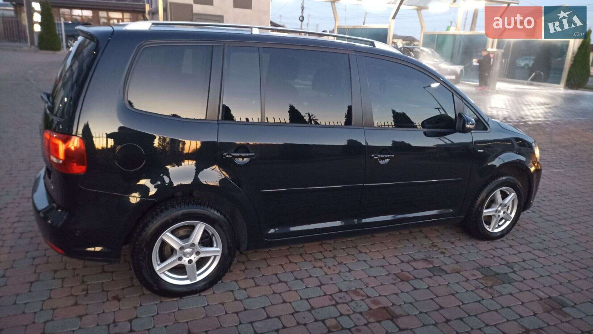 Volkswagen Touran 2015 VIN WVGZZZ1TZFW046317 фото оголошення 54 з 98