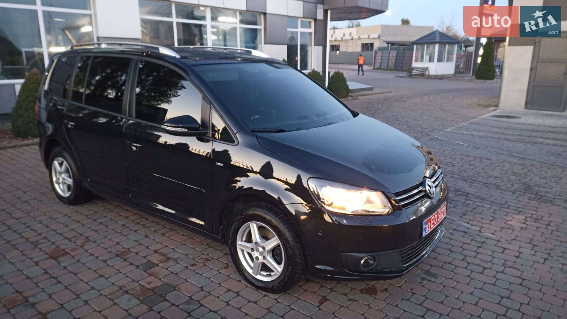 Volkswagen Touran 2015 VIN WVGZZZ1TZFW046317 фото оголошення 57 з 98