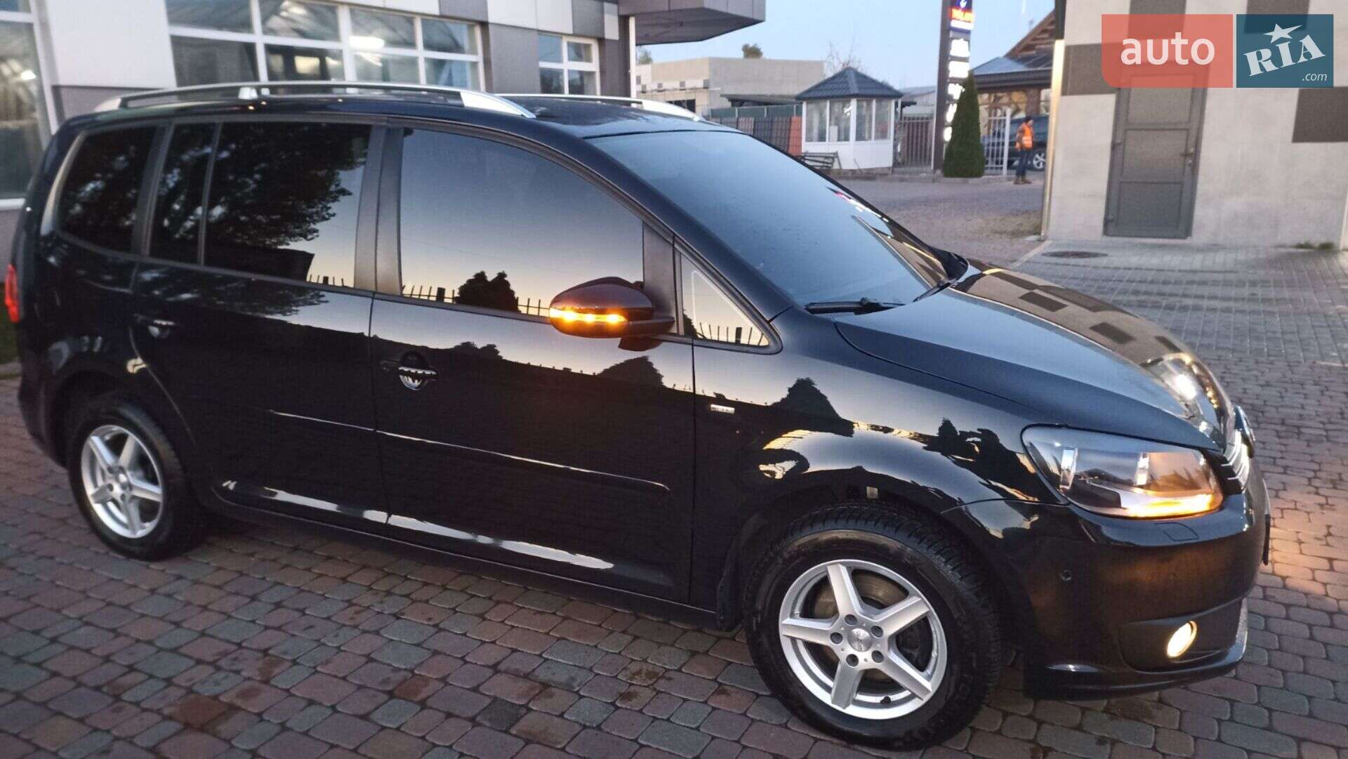 Volkswagen Touran 2015 VIN WVGZZZ1TZFW046317 фото оголошення 78 з 98