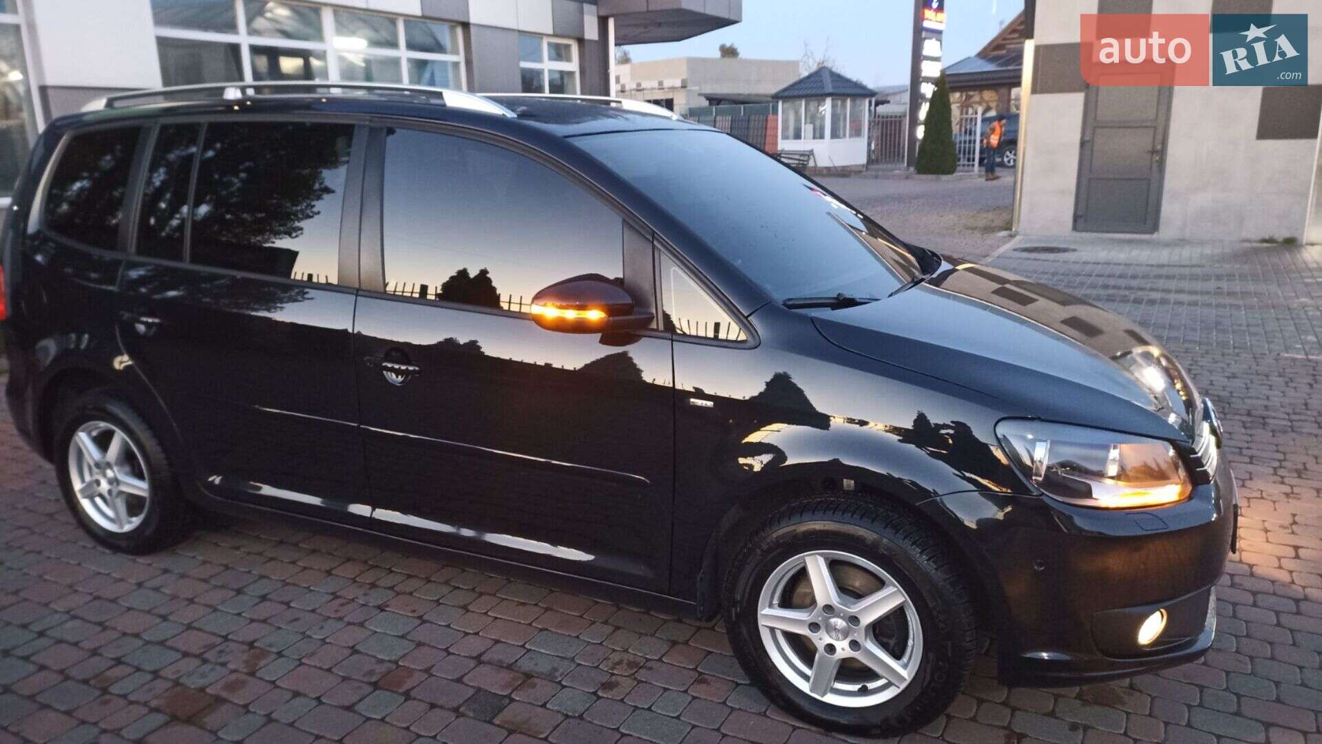 Volkswagen Touran 2015 VIN WVGZZZ1TZFW046317 фото оголошення 79 з 98
