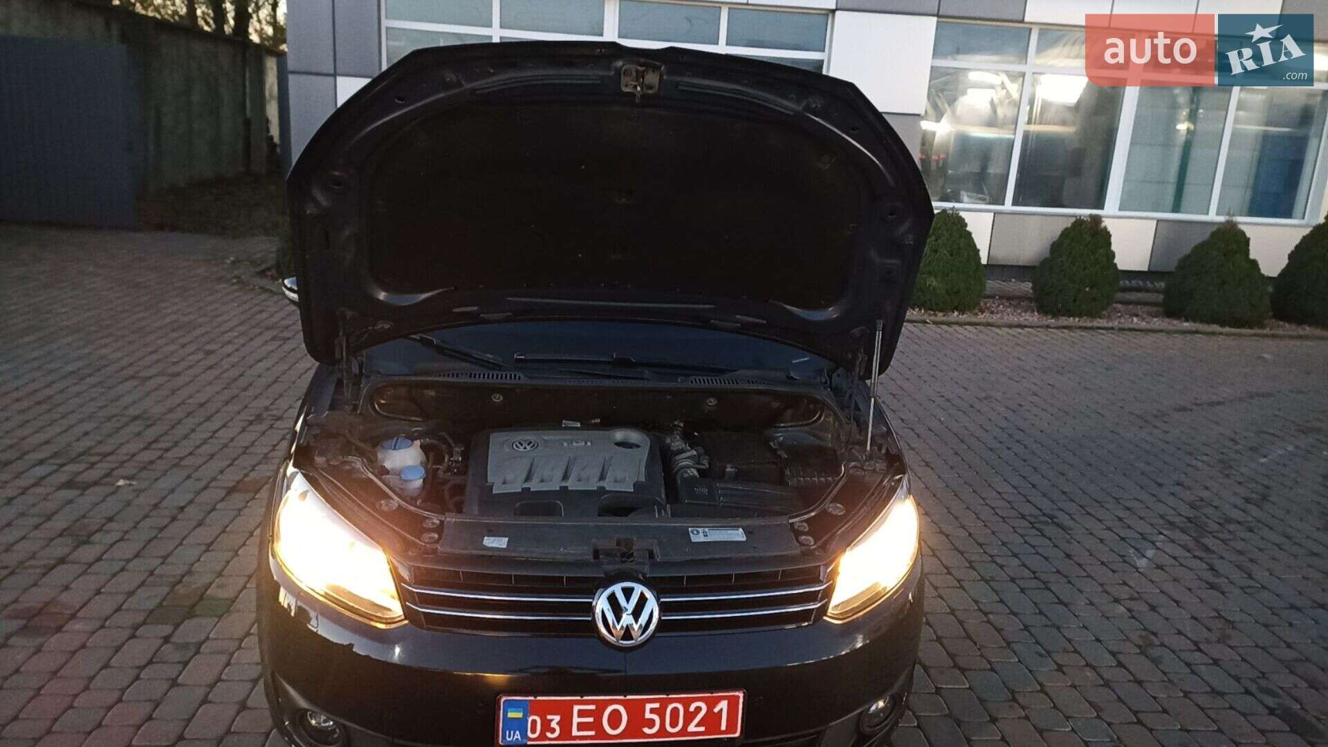 Volkswagen Touran 2015 VIN WVGZZZ1TZFW046317 фото оголошення 80 з 98