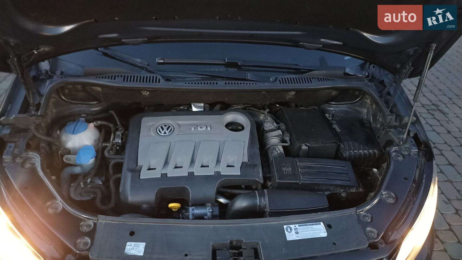 Volkswagen Touran 2015 VIN WVGZZZ1TZFW046317 фото оголошення 82 з 98