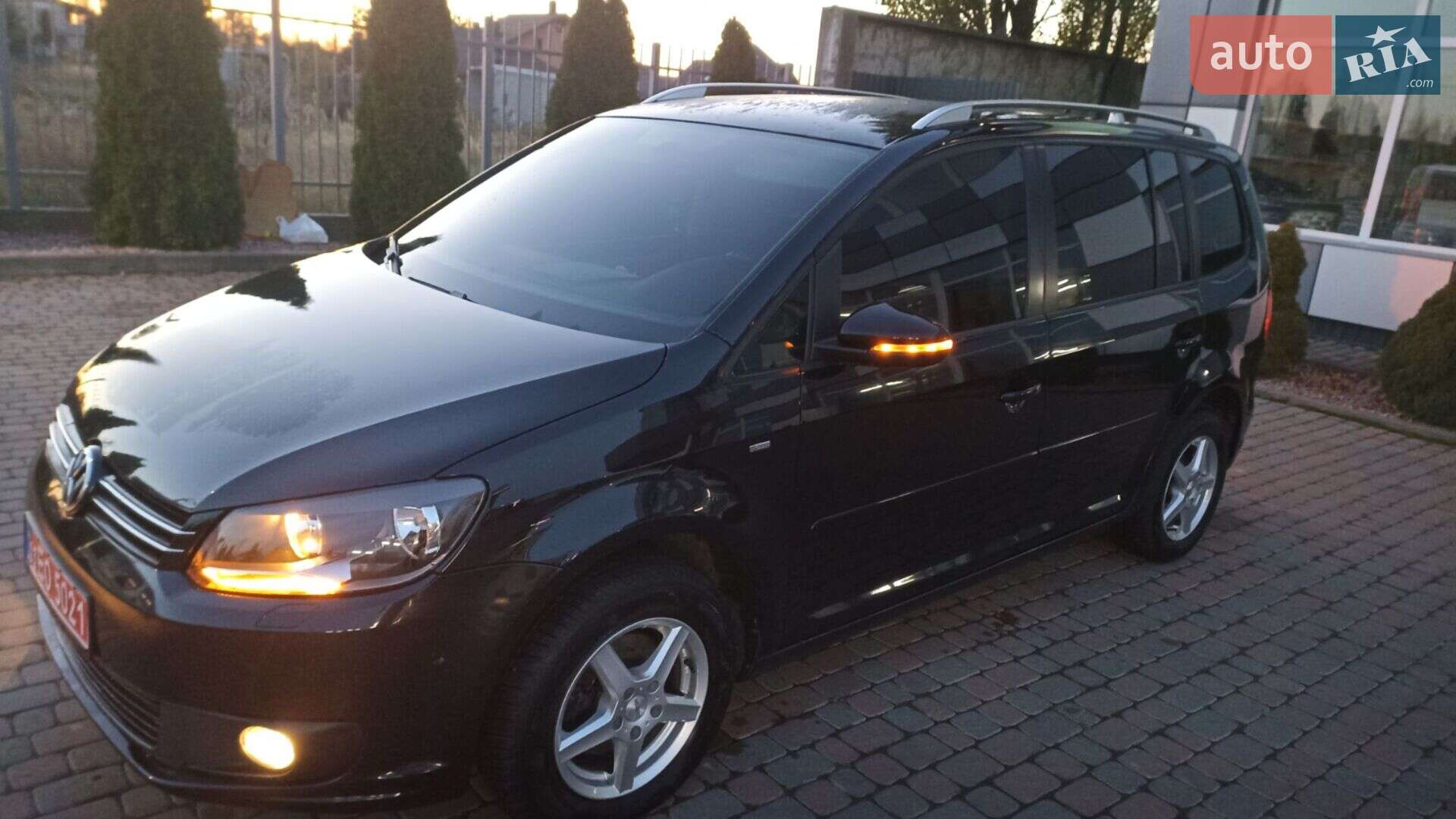 Volkswagen Touran 2015 VIN WVGZZZ1TZFW046317 фото оголошення 88 з 98