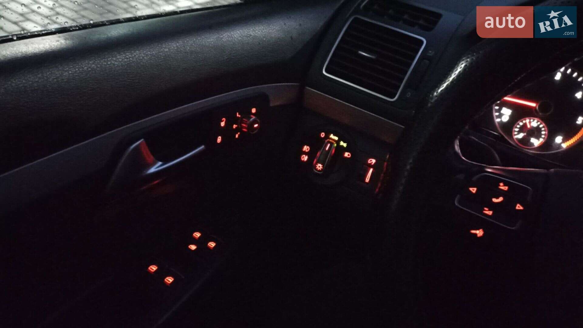 Volkswagen Touran 2015 VIN WVGZZZ1TZFW046317 фото оголошення 90 з 98
