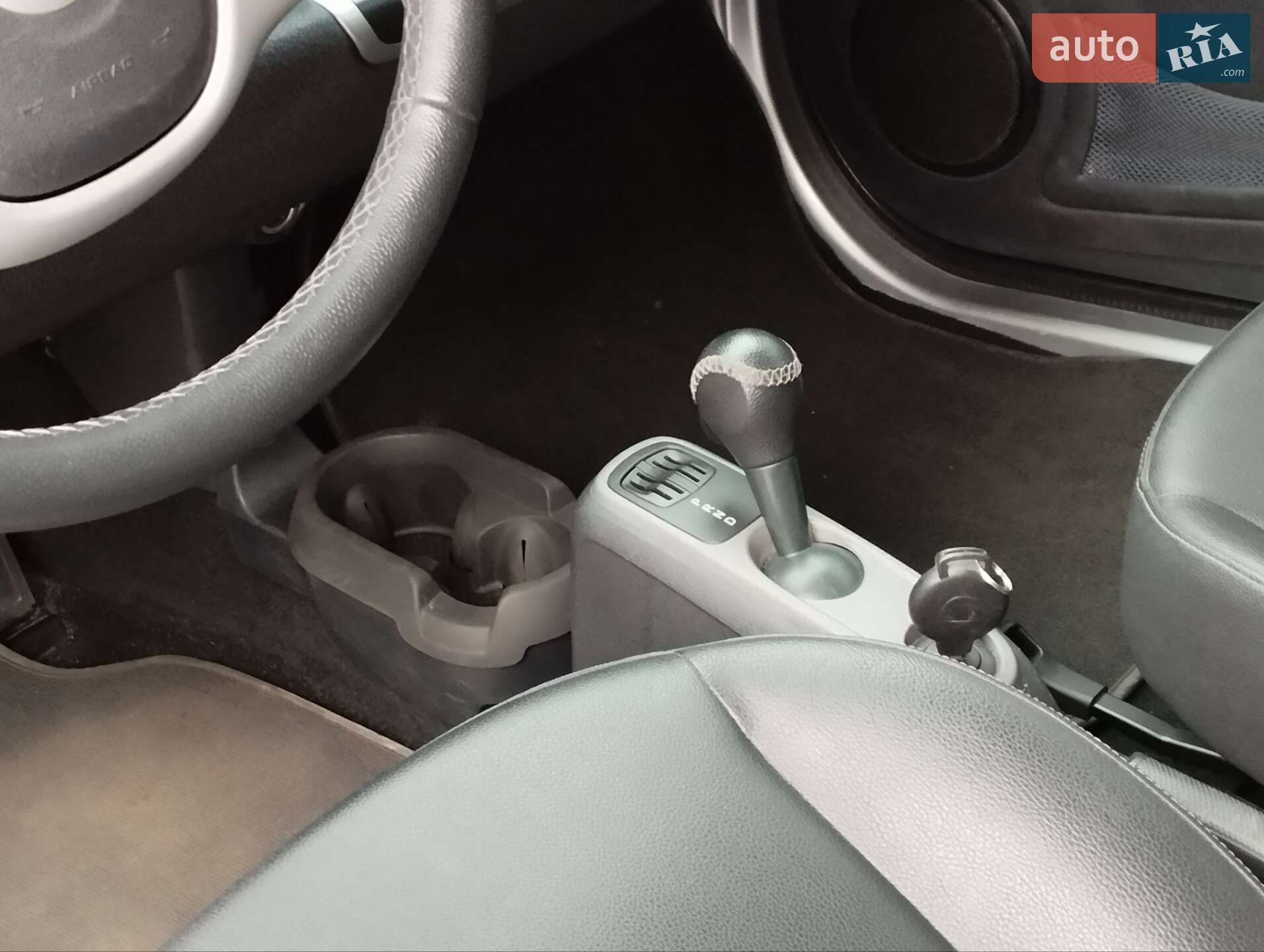 Smart Fortwo 2014 VIN WMEEJ9AA0FK833097 фото оголошення 10 з 24