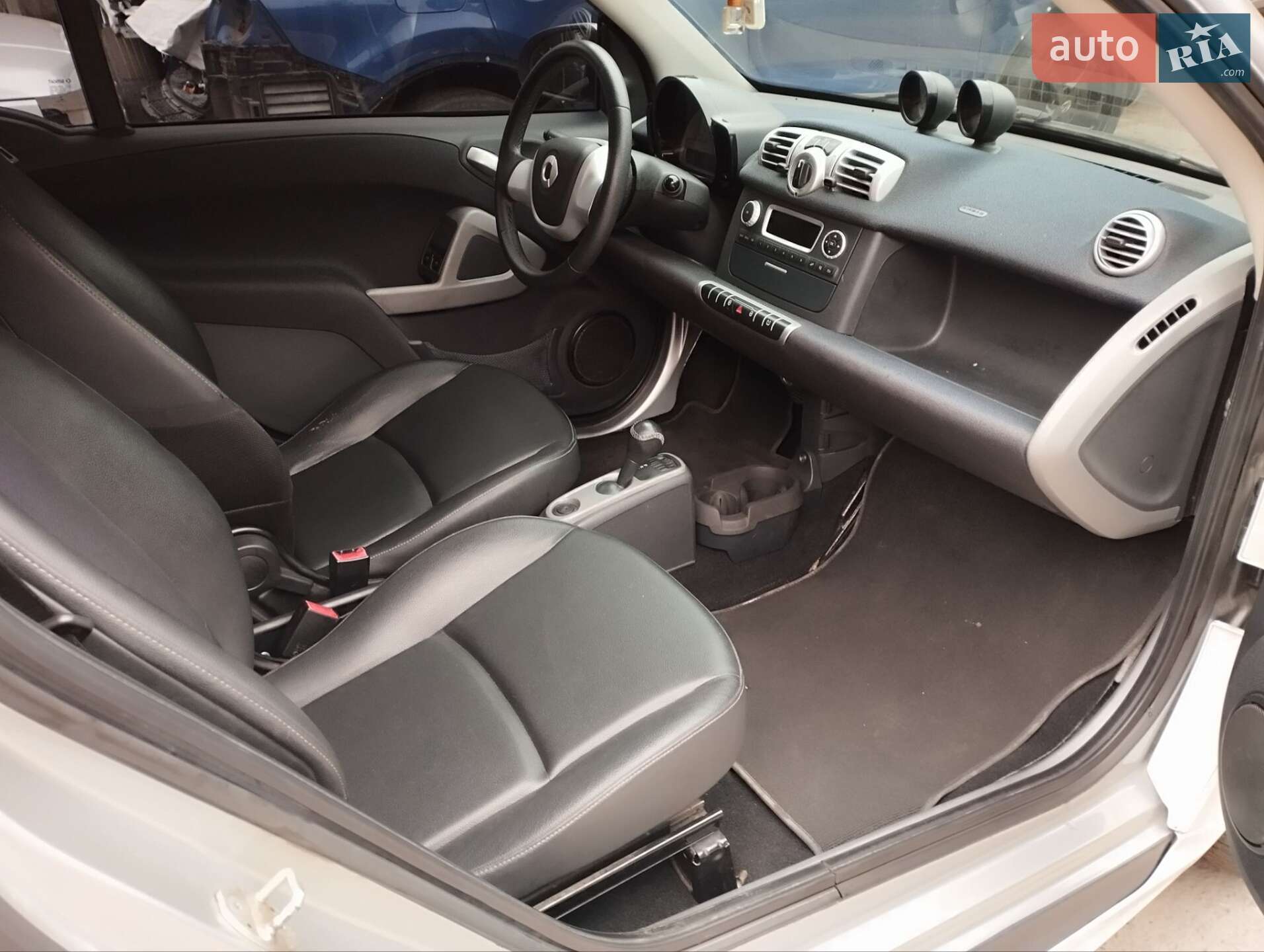 Smart Fortwo 2014 VIN WMEEJ9AA0FK833097 фото оголошення 16 з 24