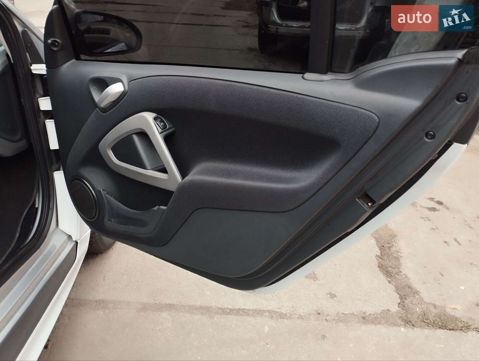 Smart Fortwo 2014 VIN WMEEJ9AA0FK833097 фото оголошення 15 з 24