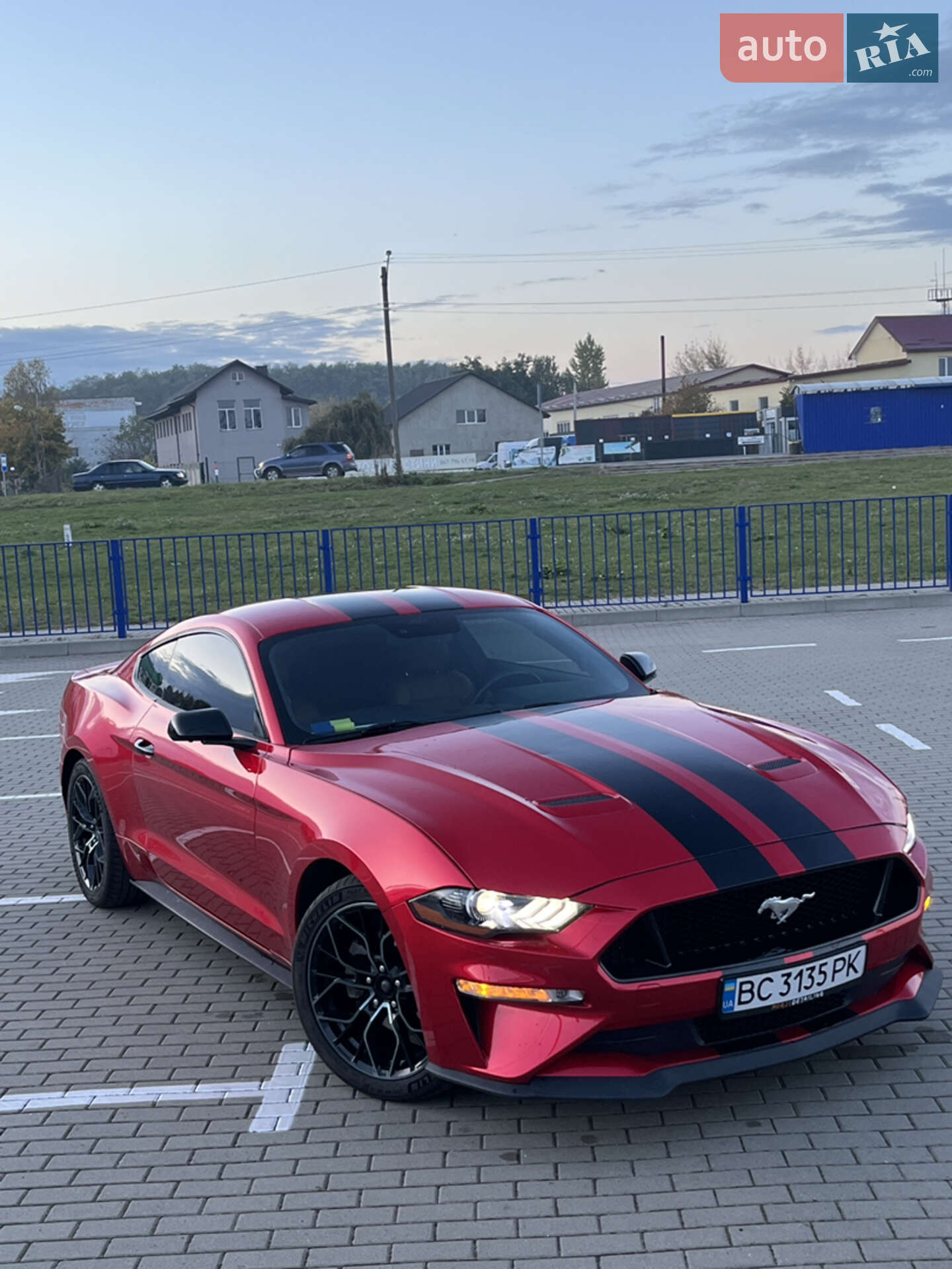 Ford Mustang 2017 VIN 1FA6P8THXJ5118914 фото оголошення 3 з 20