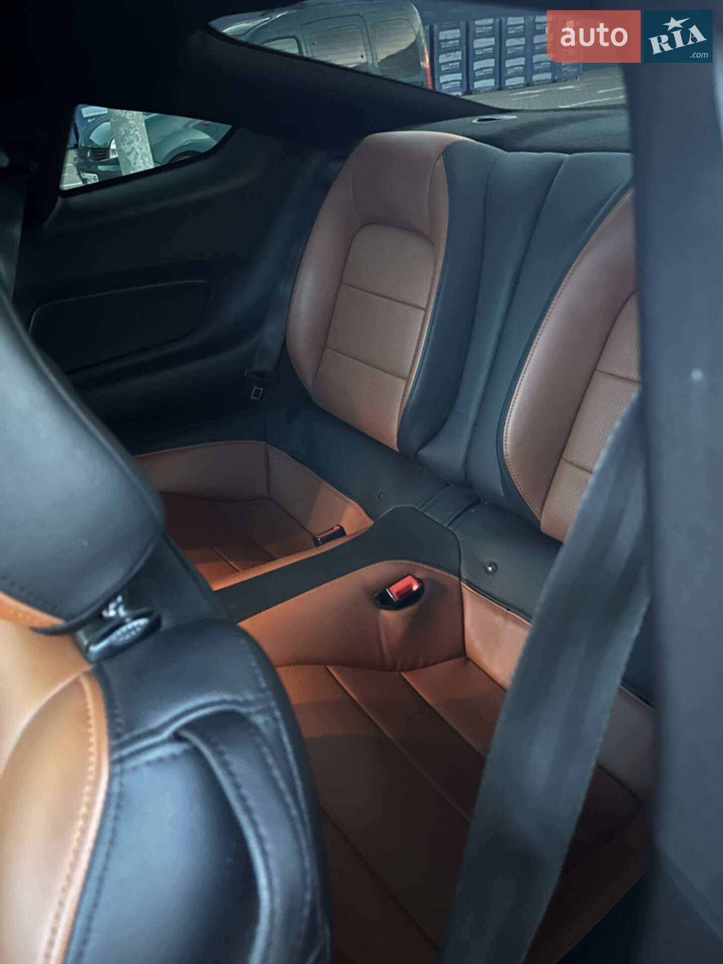 Ford Mustang 2017 VIN 1FA6P8THXJ5118914 фото оголошення 14 з 20