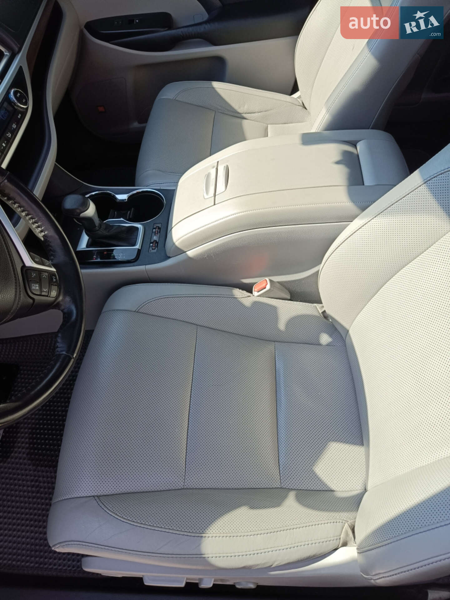 Toyota Highlander 2015 VIN 5TDDKRFH5FS087560 фото оголошення 31 з 42