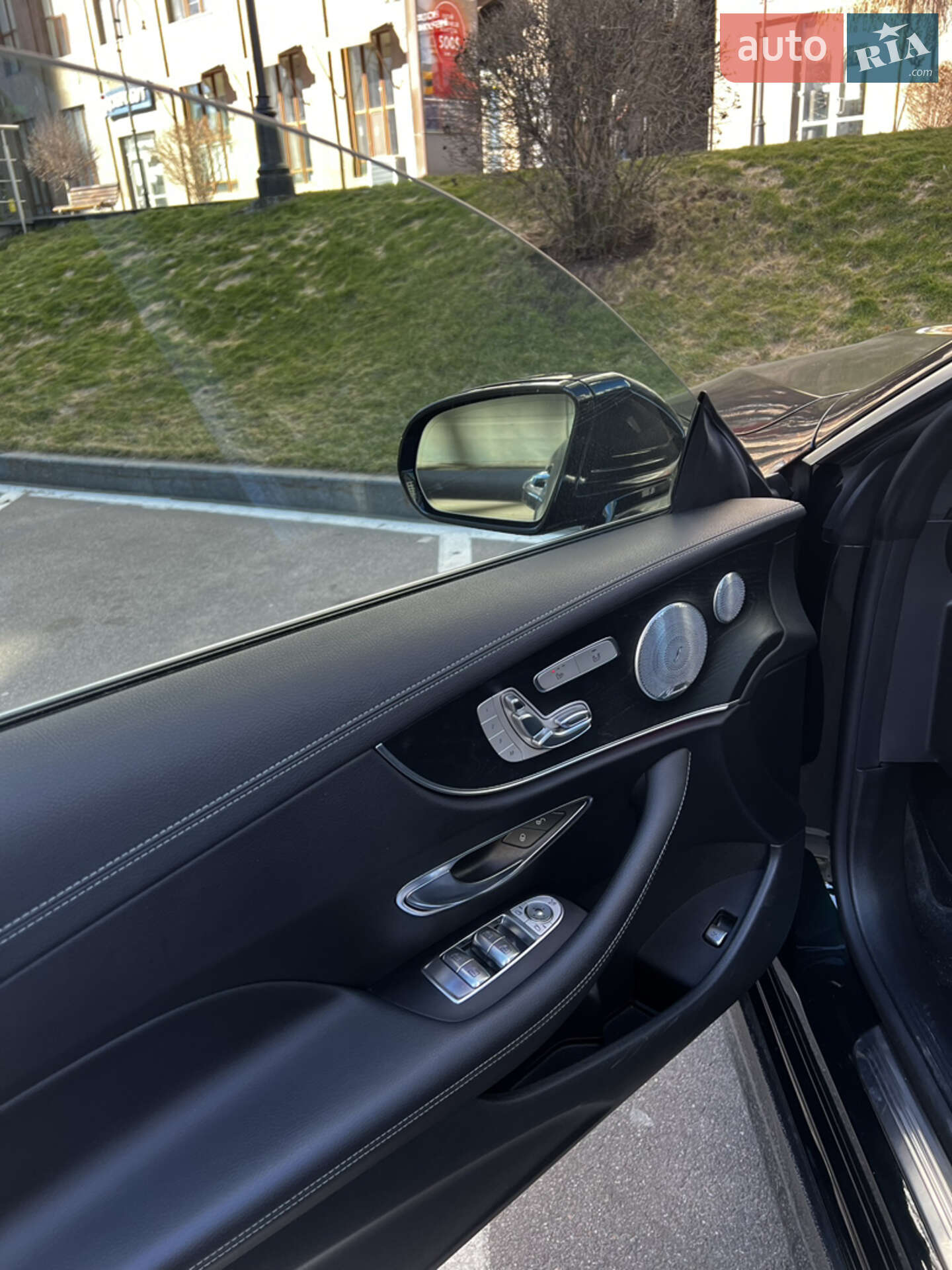 Mercedes-Benz E-Class 2018 VIN WDD1J6FB6JF069874 фото оголошення 8 з 12