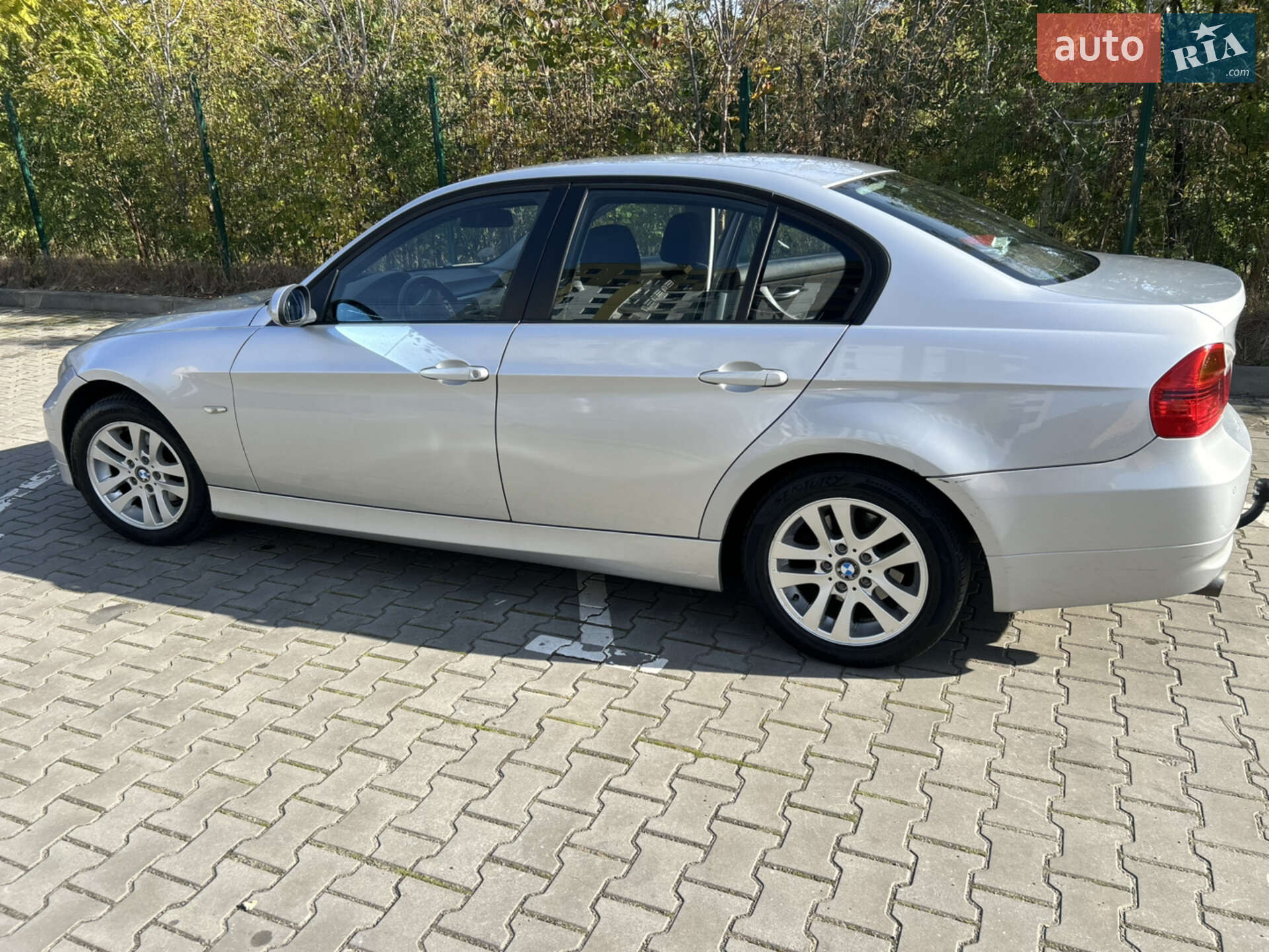 BMW 3 Series 2005 VIN WBAVA71010KR37869 фото оголошення 7 з 13