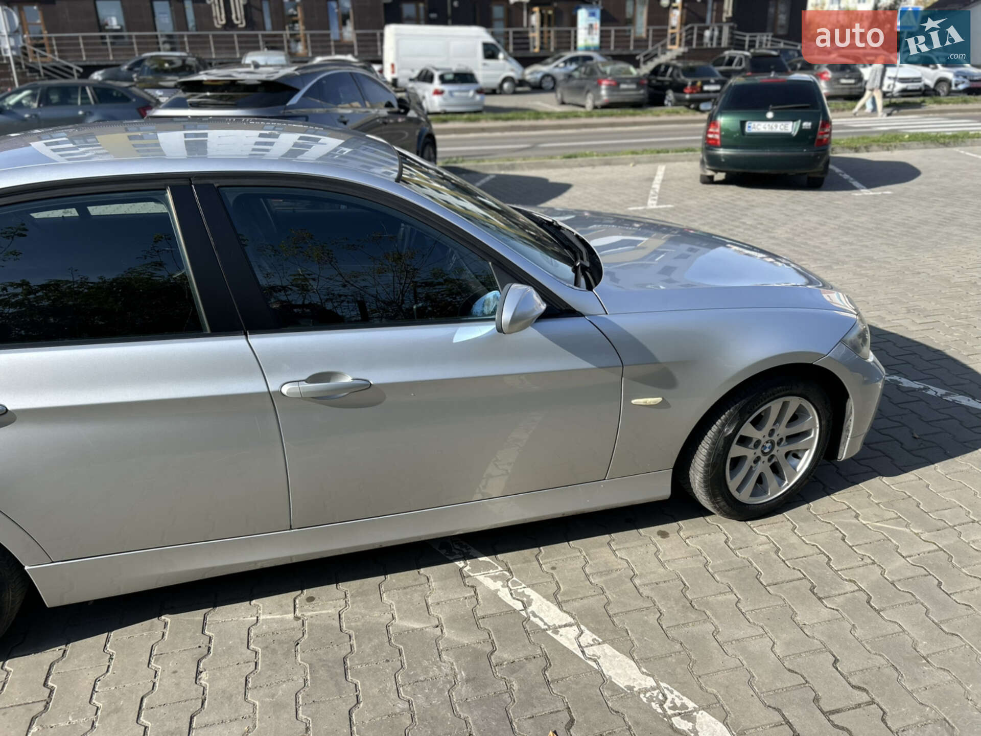 BMW 3 Series 2005 VIN WBAVA71010KR37869 фото оголошення 9 з 13