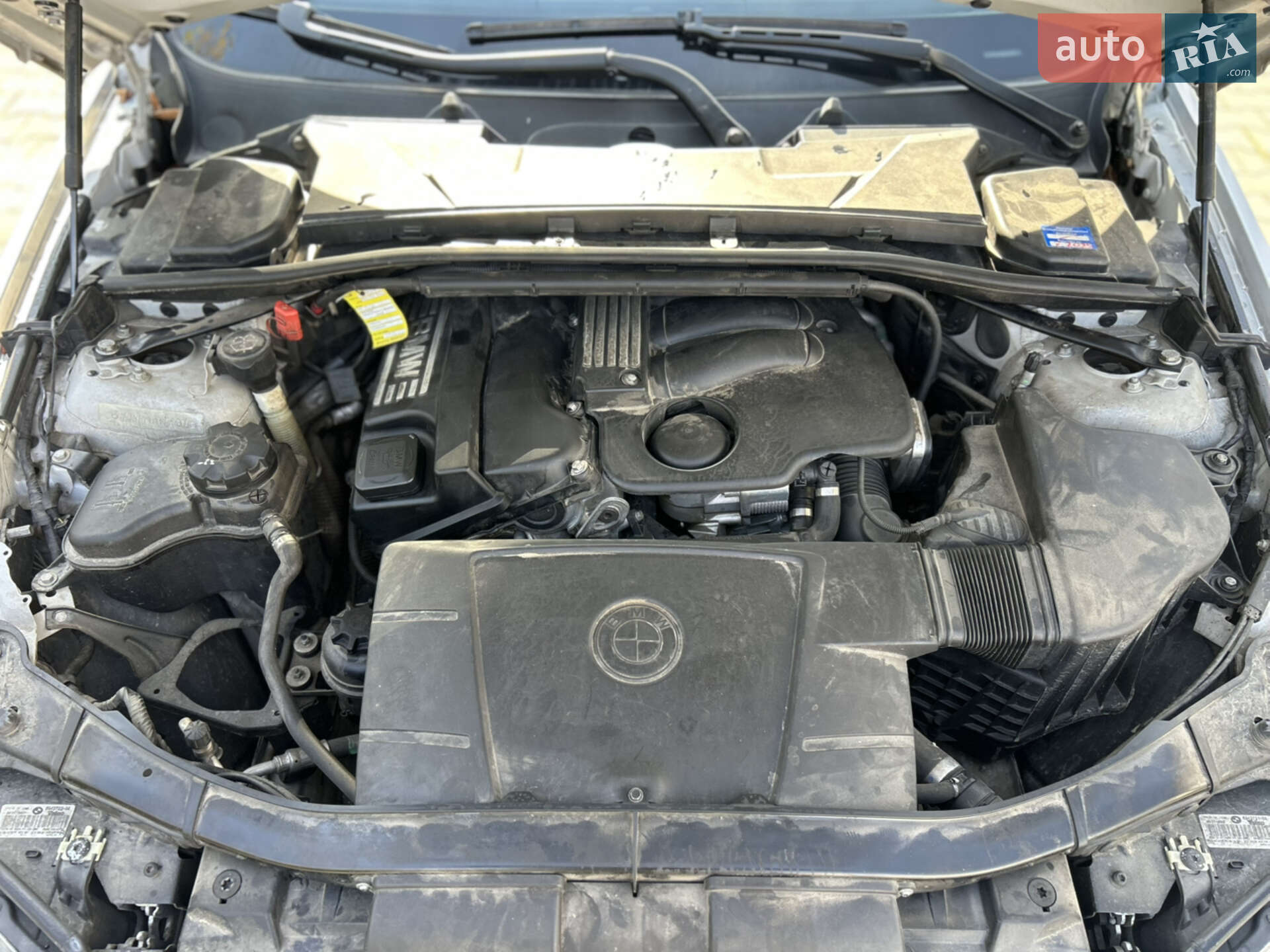 BMW 3 Series 2005 VIN WBAVA71010KR37869 фото оголошення 10 з 13