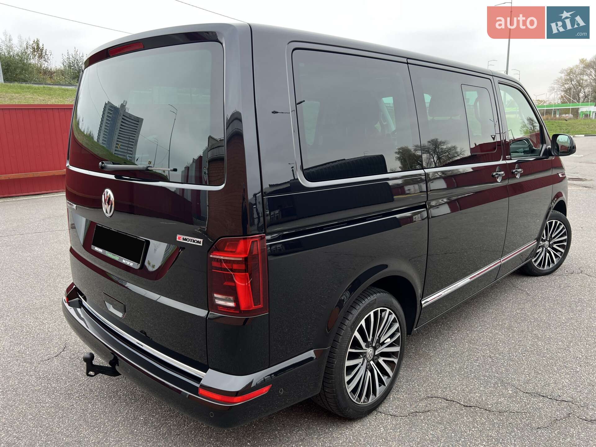 Volkswagen Multivan 2019 VIN WV2ZZZ7HZLH002845 фото оголошення 7 з 26