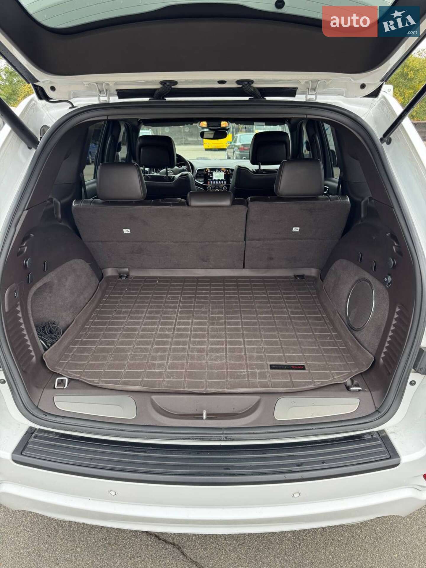 Jeep Grand Cherokee 2019 VIN 1C4RJFCM6KC837200 фото оголошення 25 з 25