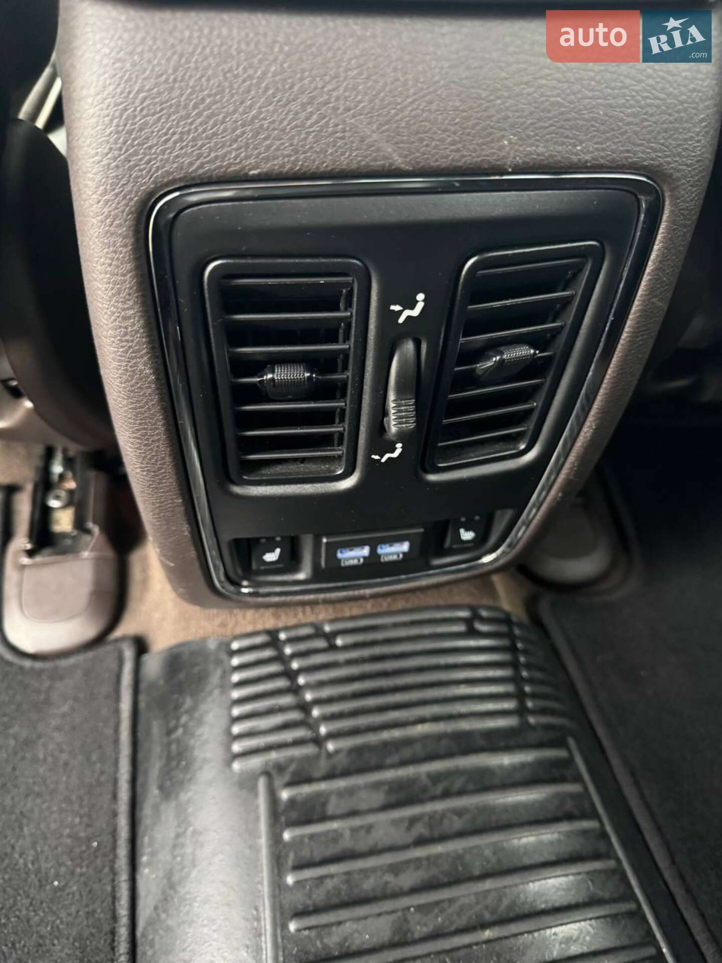 Jeep Grand Cherokee 2019 VIN 1C4RJFCM6KC837200 фото оголошення 24 з 25