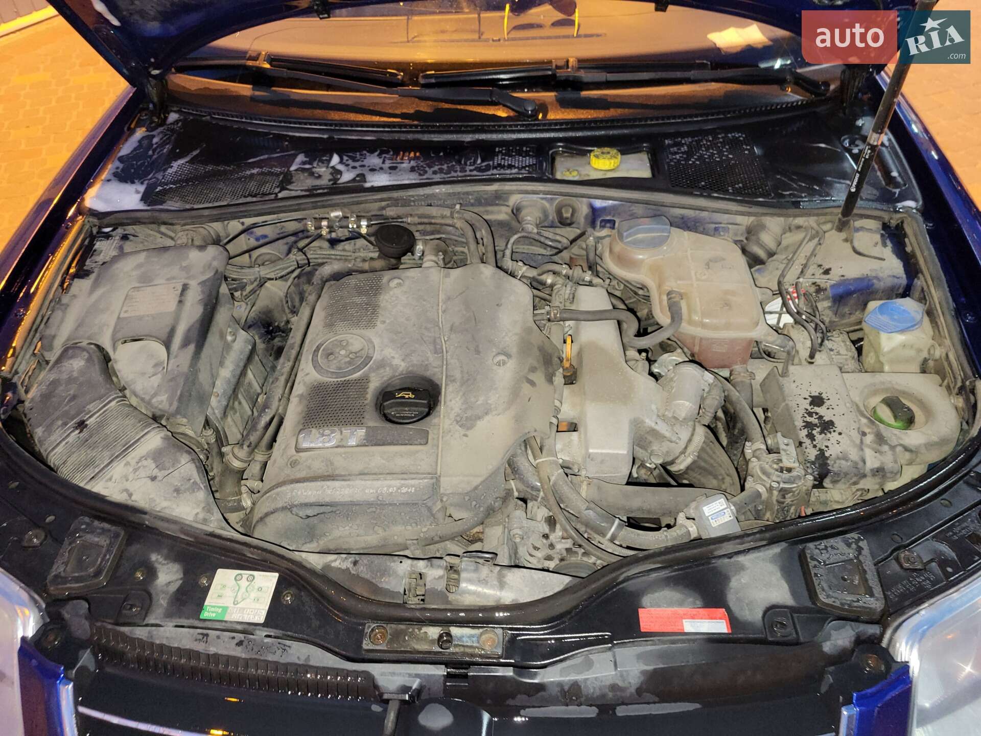 Volkswagen Passat 2003 VIN WVWZZZ3BZ4E284457 фото оголошення 4 з 23