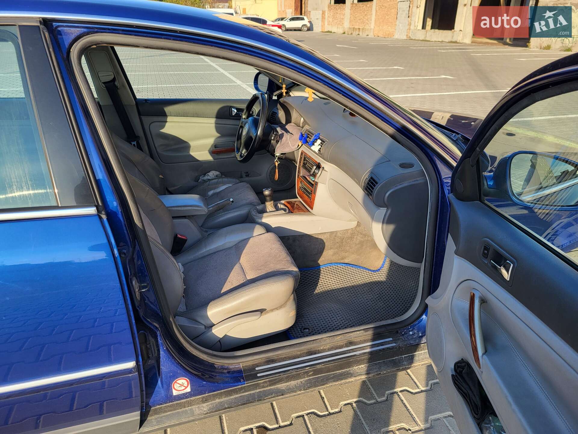 Volkswagen Passat 2003 VIN WVWZZZ3BZ4E284457 фото оголошення 13 з 23
