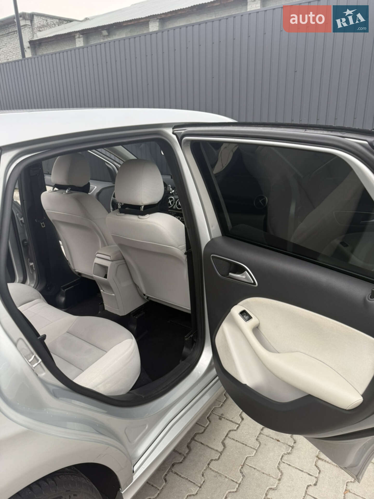 Mercedes-Benz B-Class 2014 VIN WDD2462121N095274 фото оголошення 9 з 12