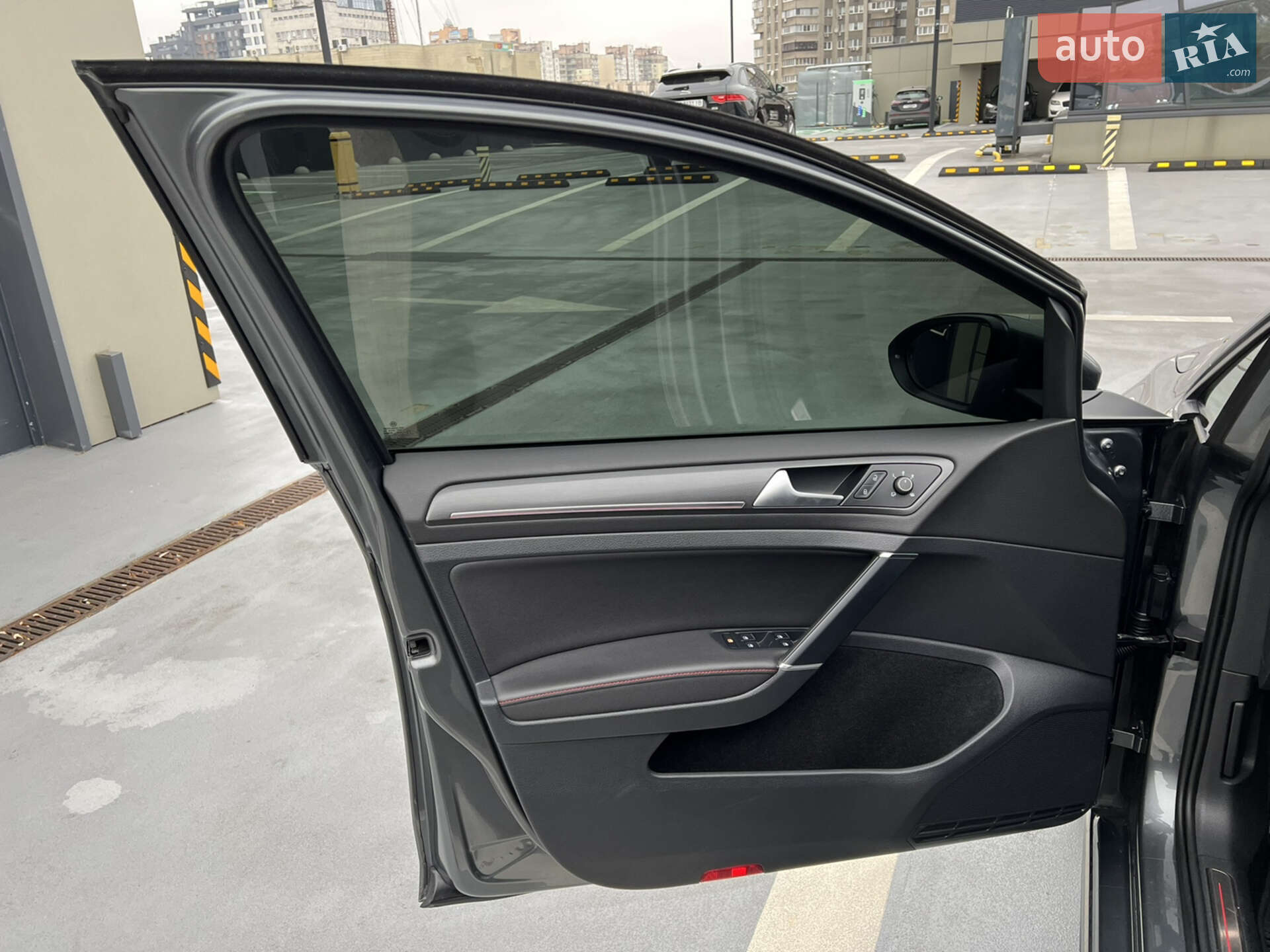 Volkswagen Golf GTI 2019 VIN WVWZZZAUZKW139146 фото оголошення 16 з 21