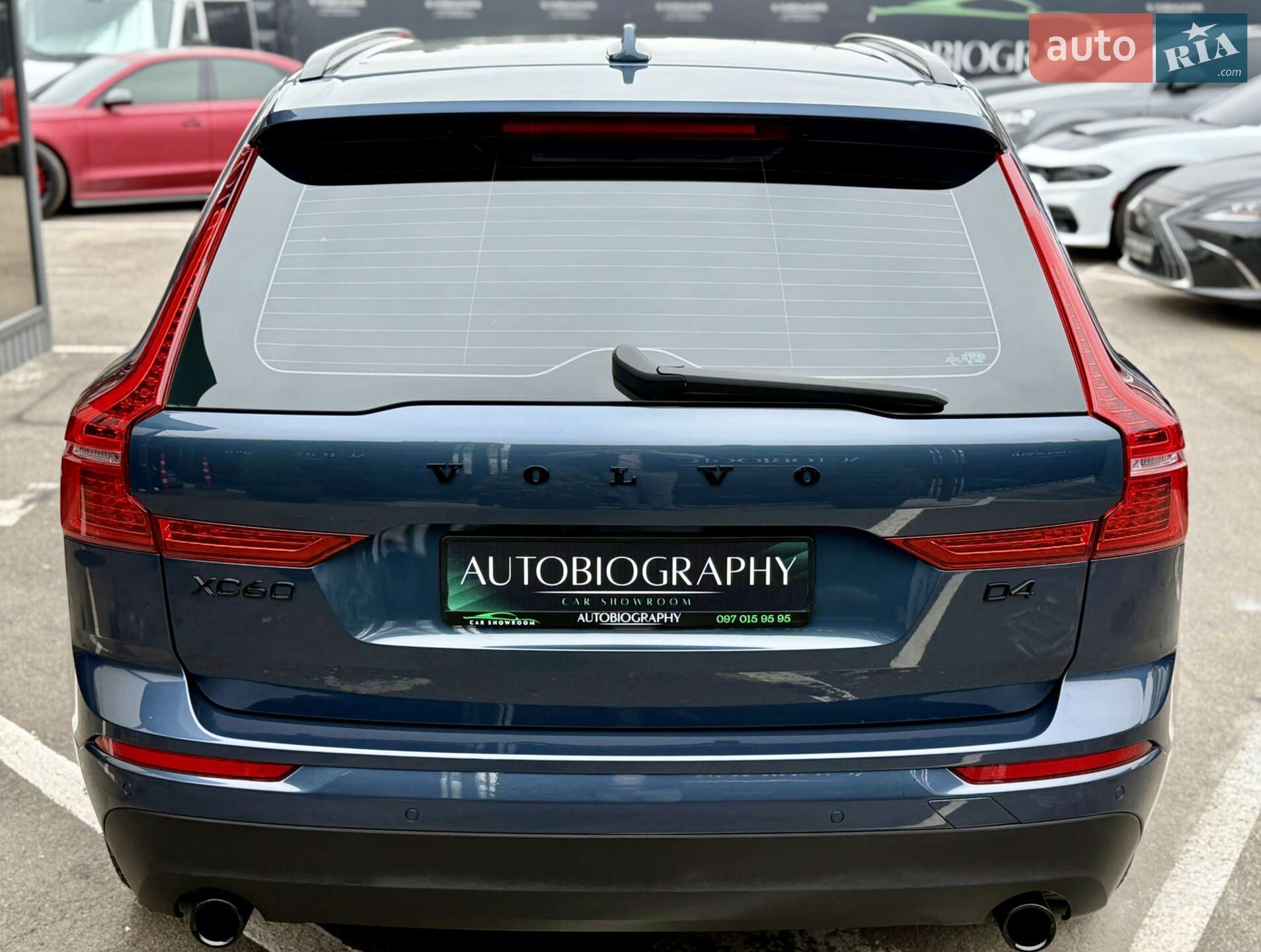 Volvo XC60 2017 VIN YV1UZA88CJ1015312 фото оголошення 9 з 48