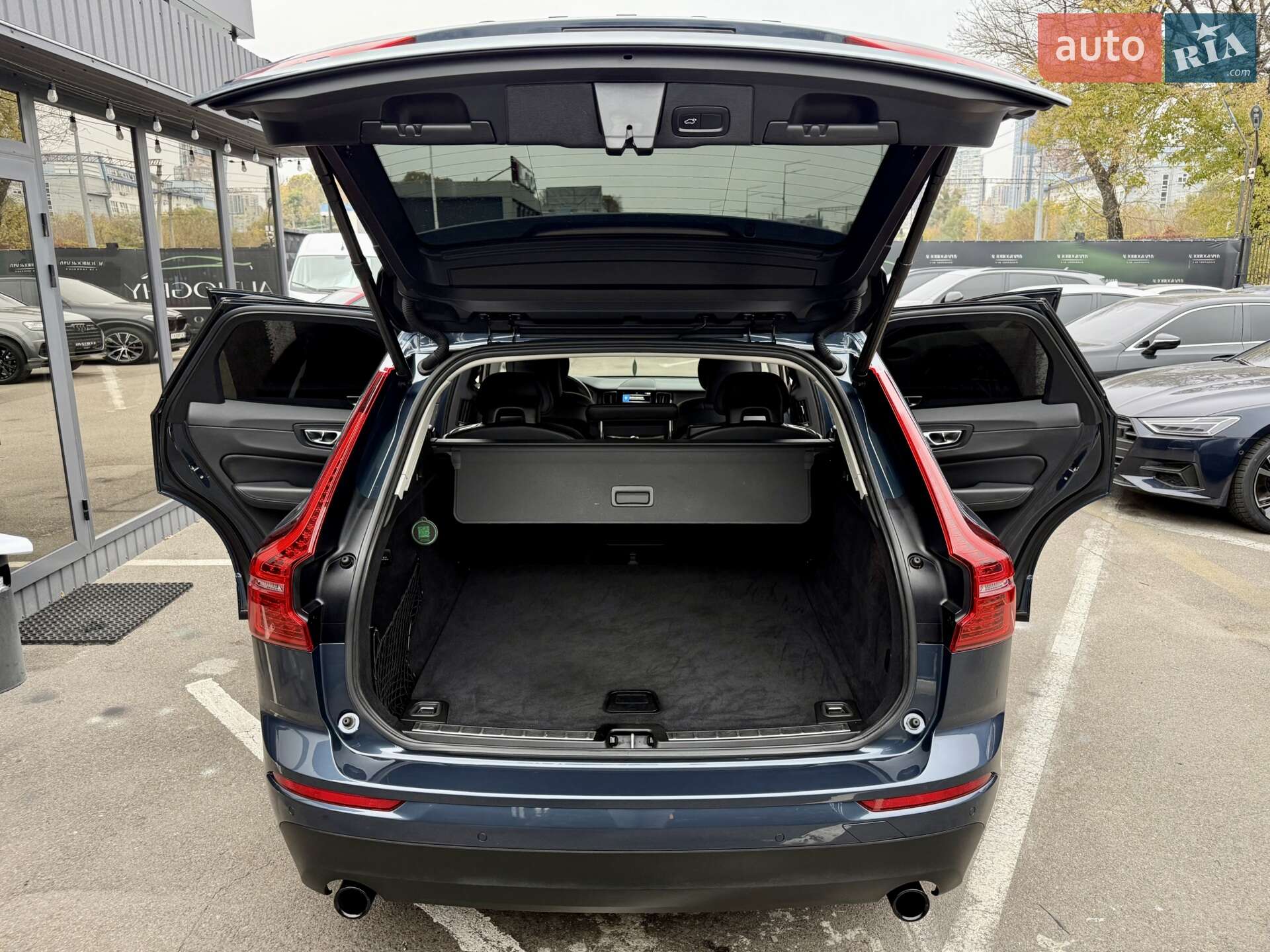 Volvo XC60 2017 VIN YV1UZA88CJ1015312 фото оголошення 46 з 48