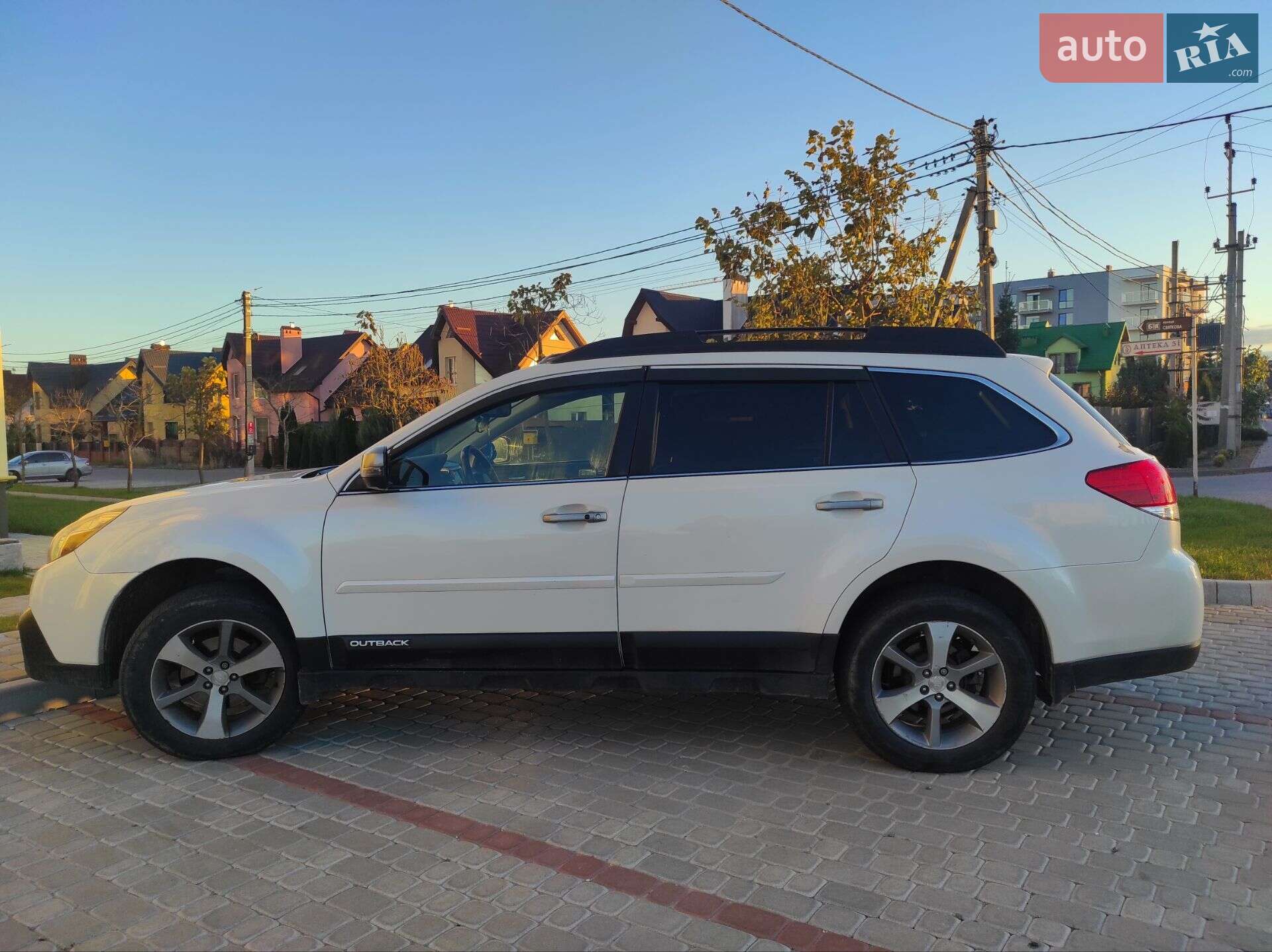 Subaru Outback 2013 VIN 4S4BRCSC1D3298369 фото оголошення 17 з 19