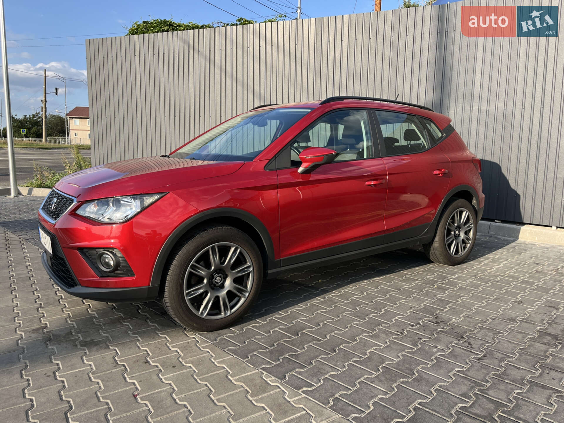 SEAT Arona 2018 VIN VSSZZZKJZJR207629 фото оголошення 2 з 20