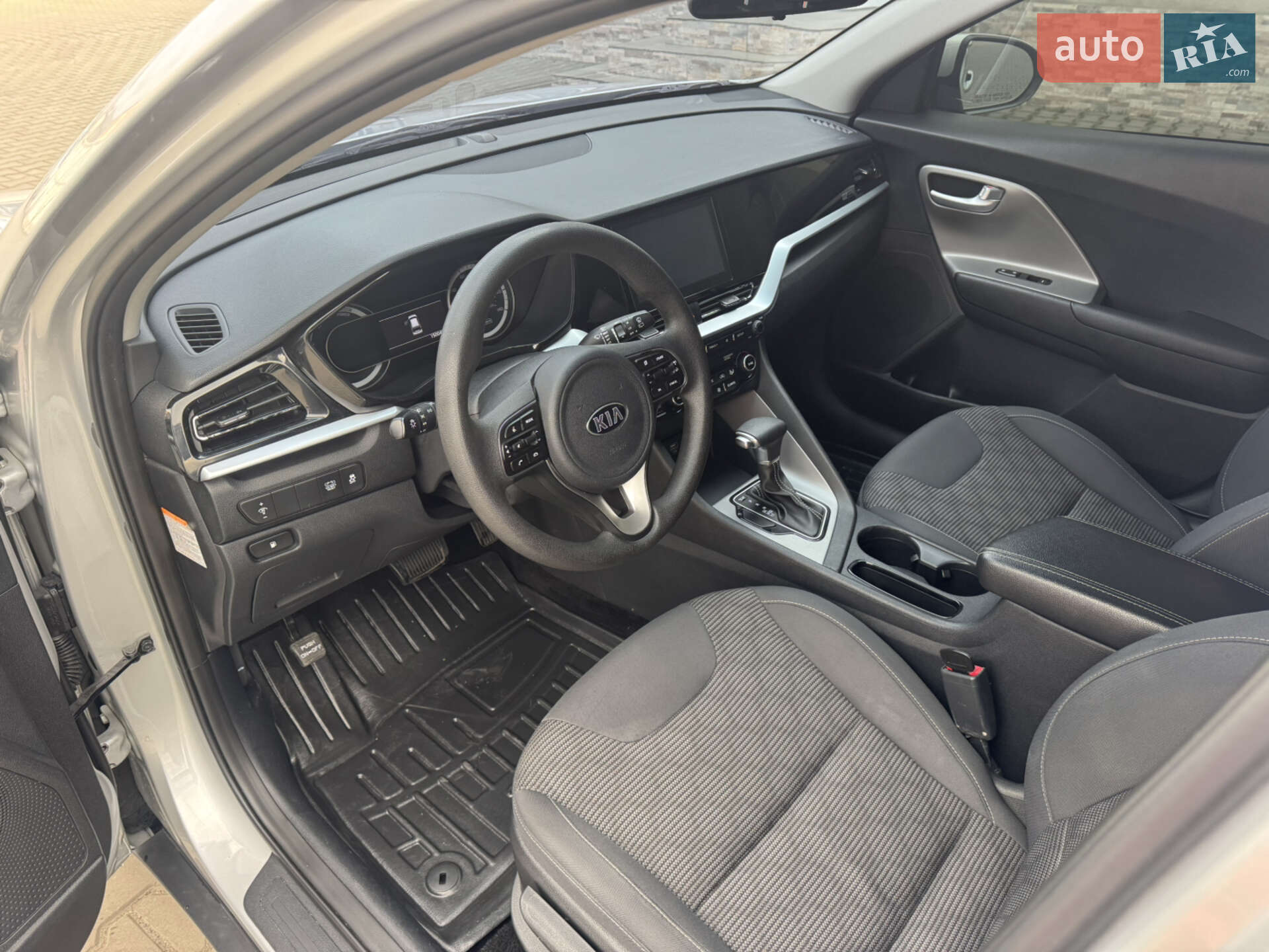 Kia Niro 2020 VIN KNDCB3LC7L5401356 фото оголошення 14 з 31