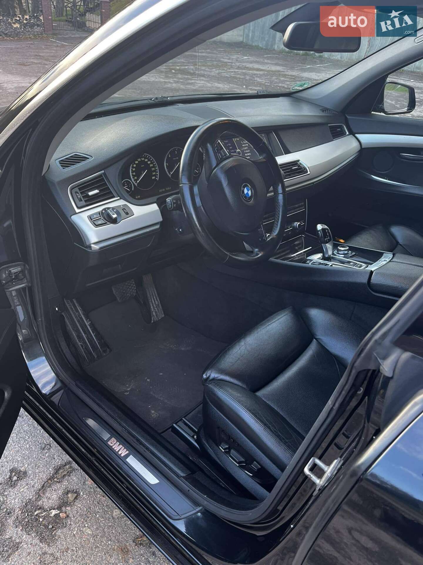 BMW 5 Series GT 2011 VIN WBASN61020C458873 фото оголошення 9 з 24