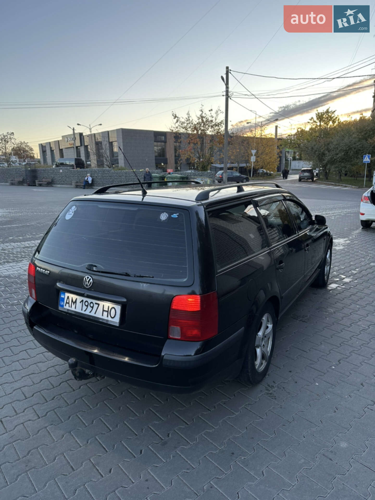 Volkswagen Passat 1999 VIN WVWZZZ3BZYE012889 фото оголошення 4 з 15
