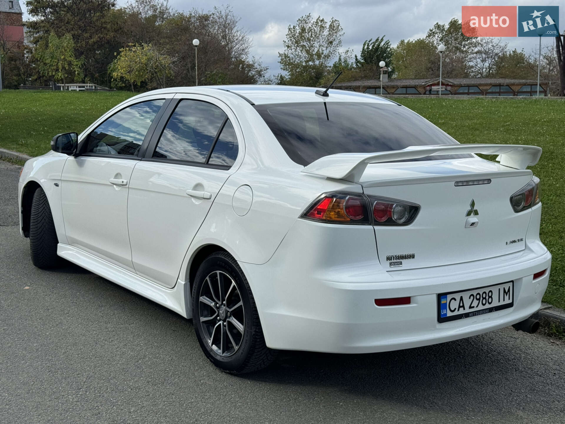 Mitsubishi Lancer 2015 VIN JA32V2FW1FU024373 фото оголошення 12 з 13