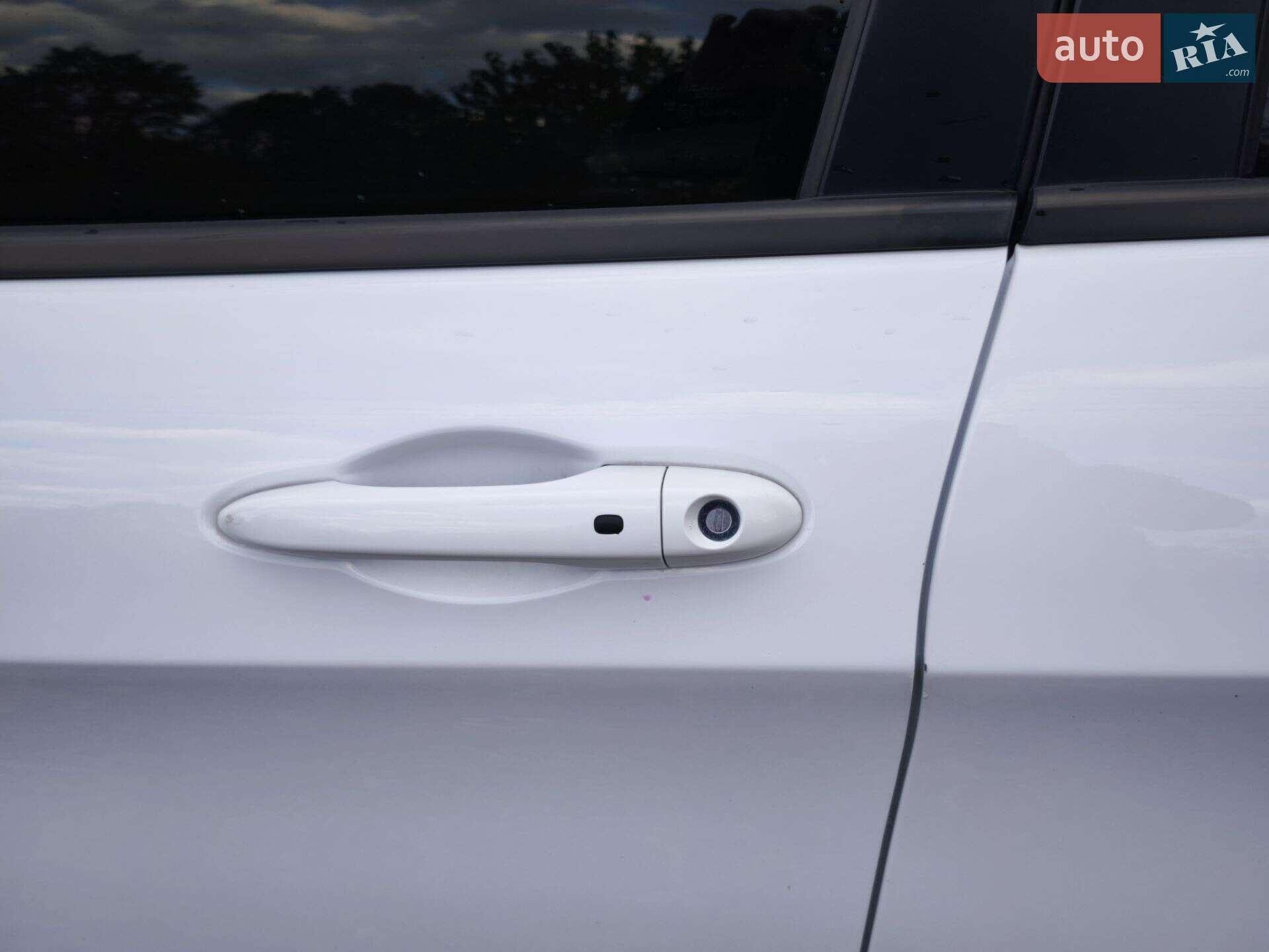 Jeep Cherokee 2018 VIN 1C4PJMBX0KD132295 фото оголошення 33 з 34