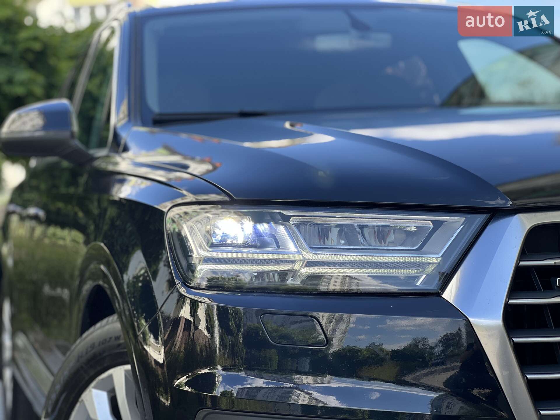 Audi Q7 2016 VIN WAUZZZ4MXGD035725 фото оголошення 2 з 40