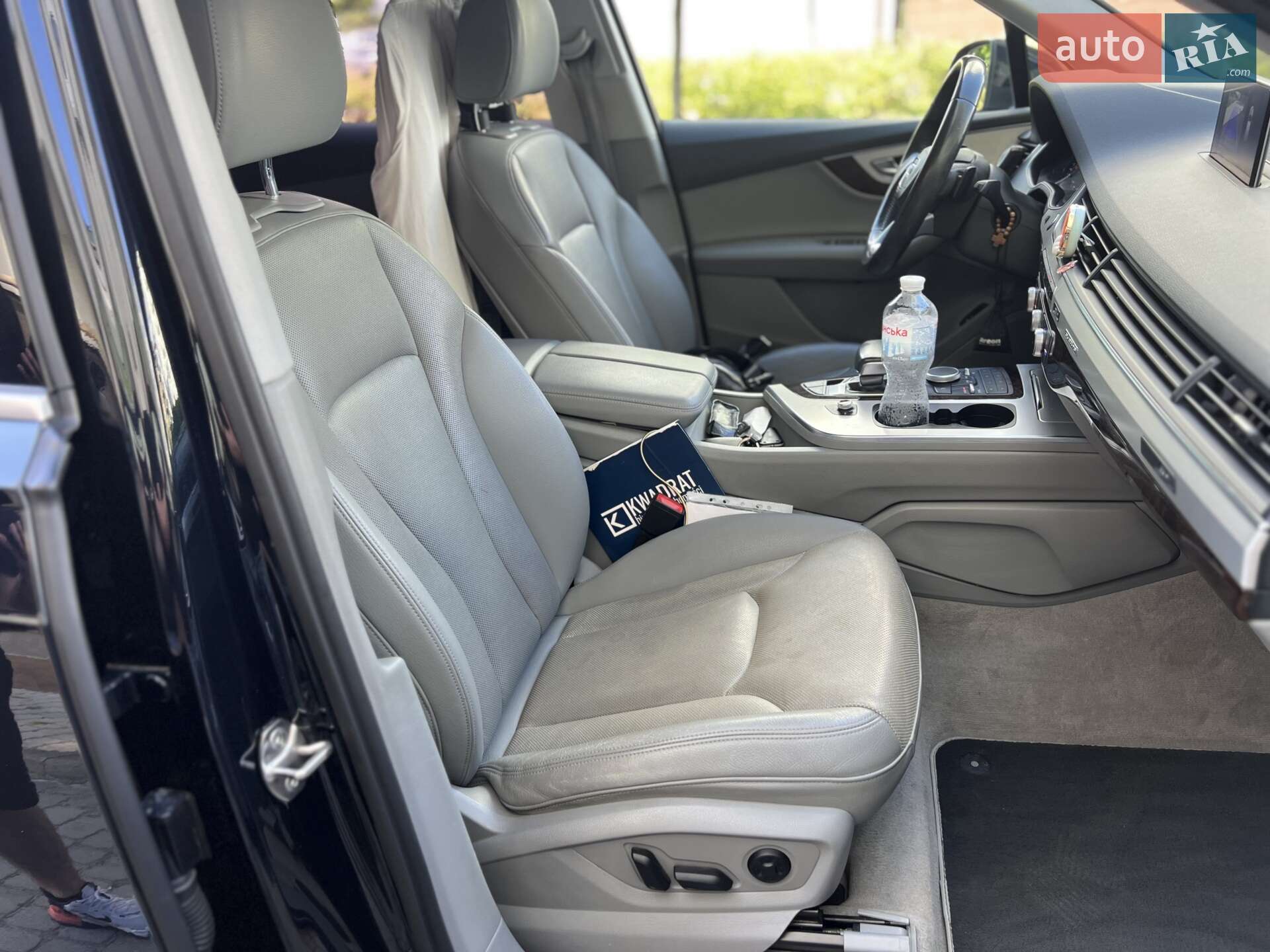 Audi Q7 2016 VIN WAUZZZ4MXGD035725 фото оголошення 18 з 40