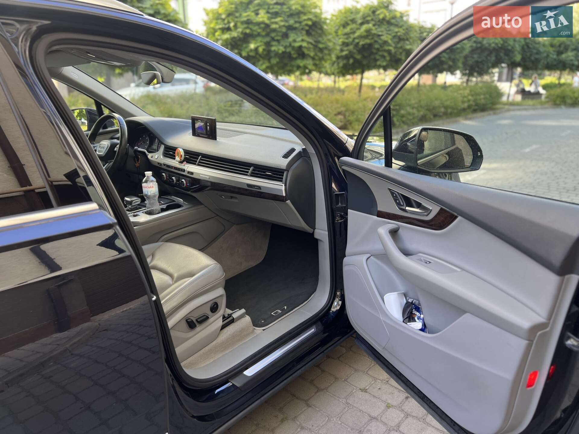 Audi Q7 2016 VIN WAUZZZ4MXGD035725 фото оголошення 19 з 40