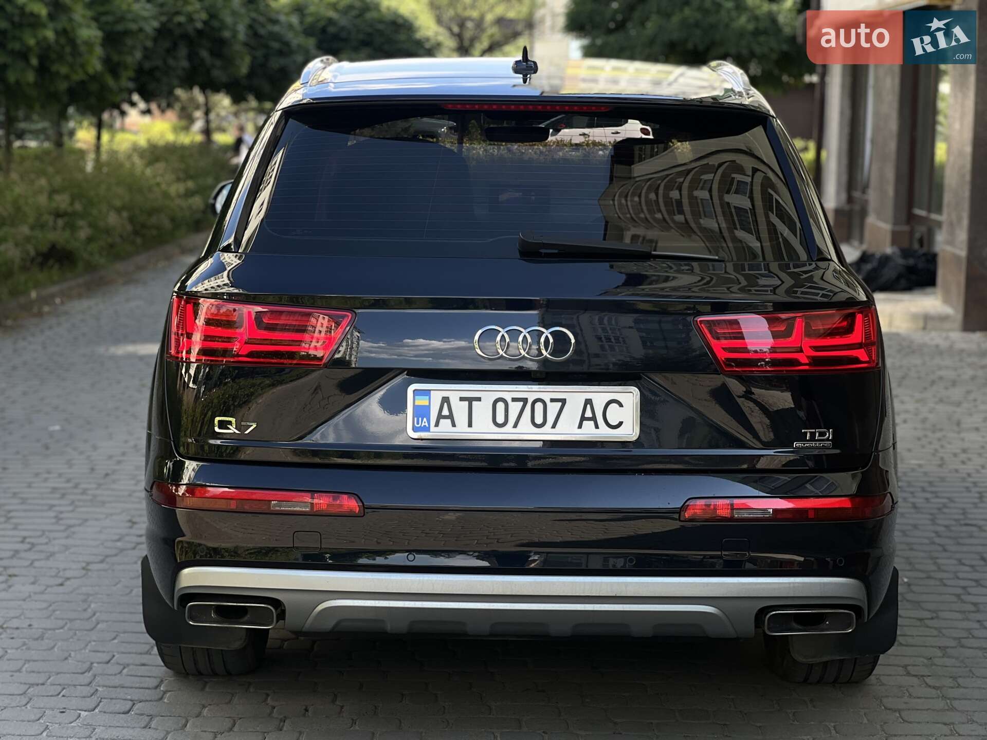 Audi Q7 2016 VIN WAUZZZ4MXGD035725 фото оголошення 26 з 40