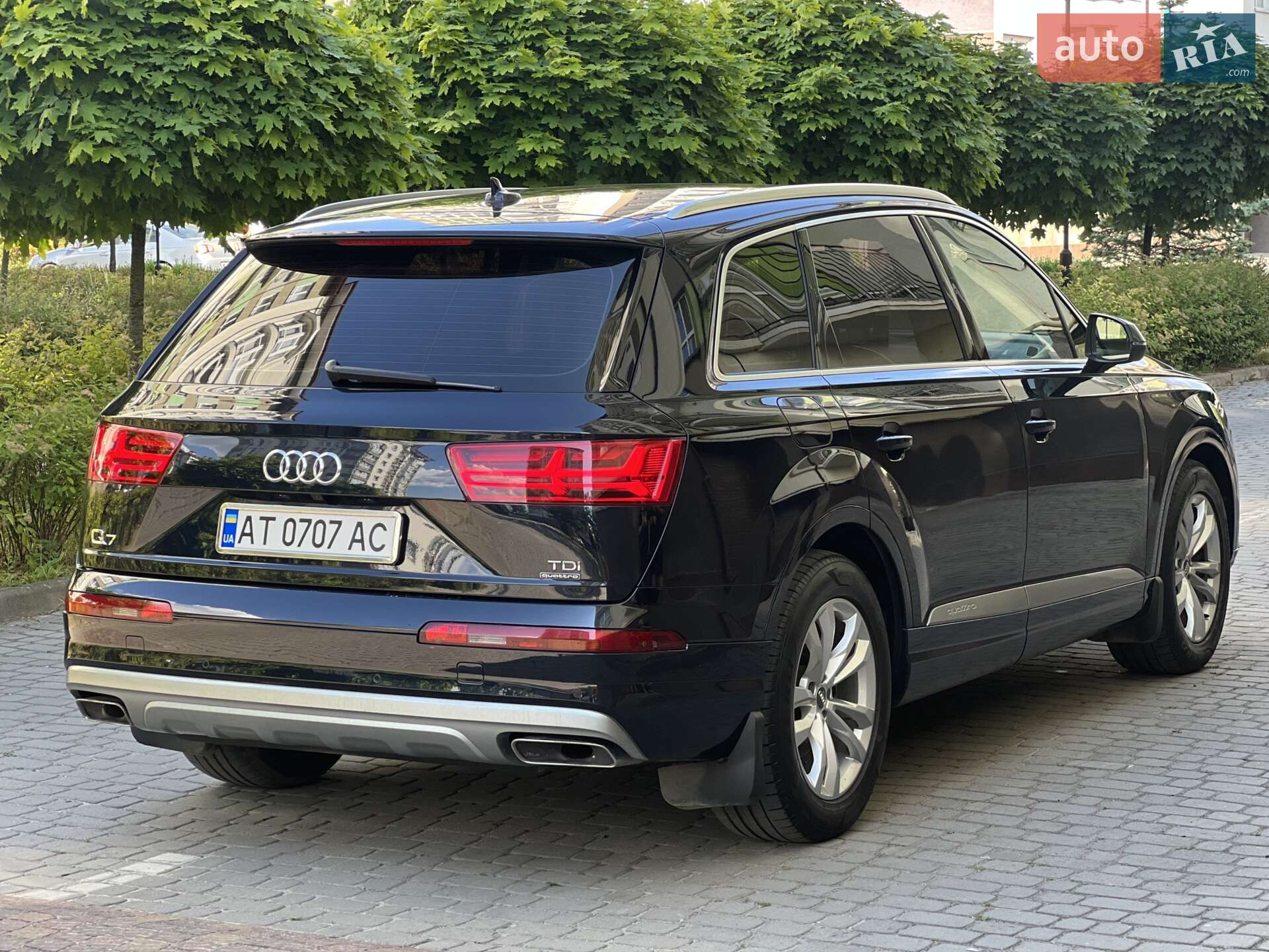 Audi Q7 2016 VIN WAUZZZ4MXGD035725 фото оголошення 27 з 40
