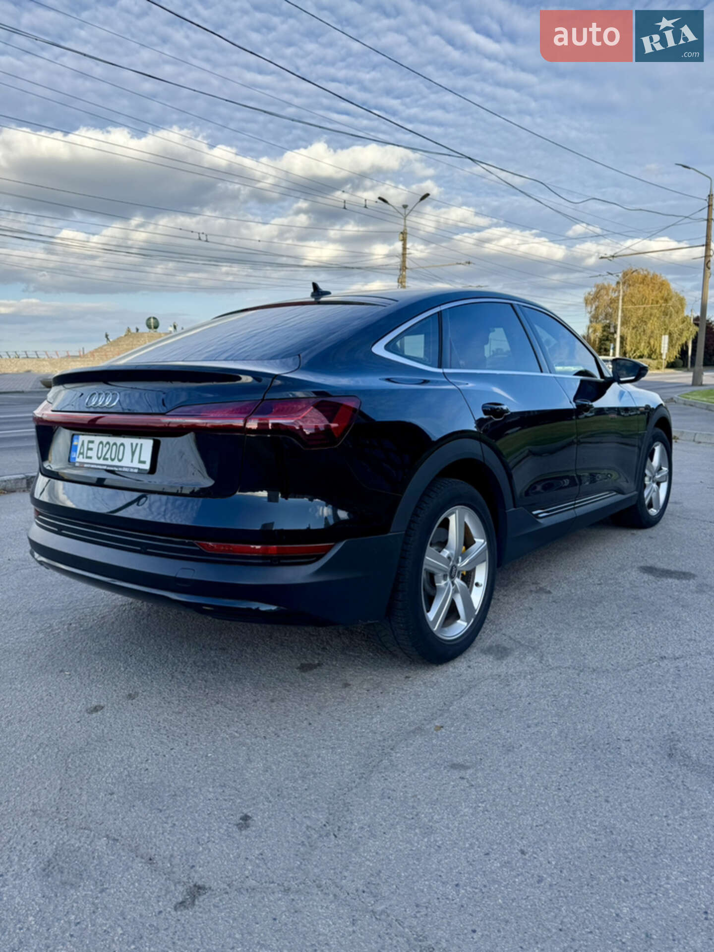 Audi e-tron Sportback 2020 VIN WAUZZZGEXMB018435 фото оголошення 6 з 25