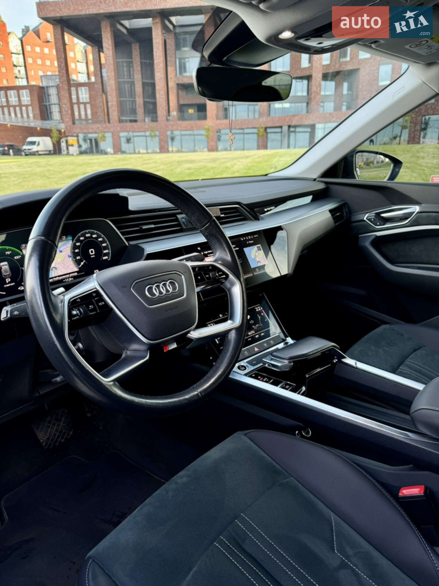 Audi e-tron Sportback 2020 VIN WAUZZZGEXMB018435 фото оголошення 9 з 25