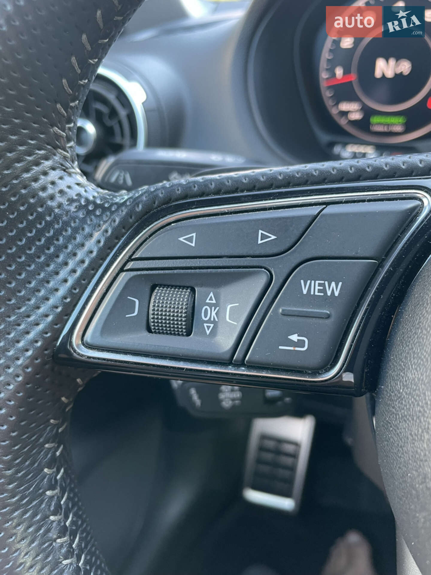 Audi Q2 2016 VIN WAUZZZGA3HA002151 фото оголошення 13 з 43