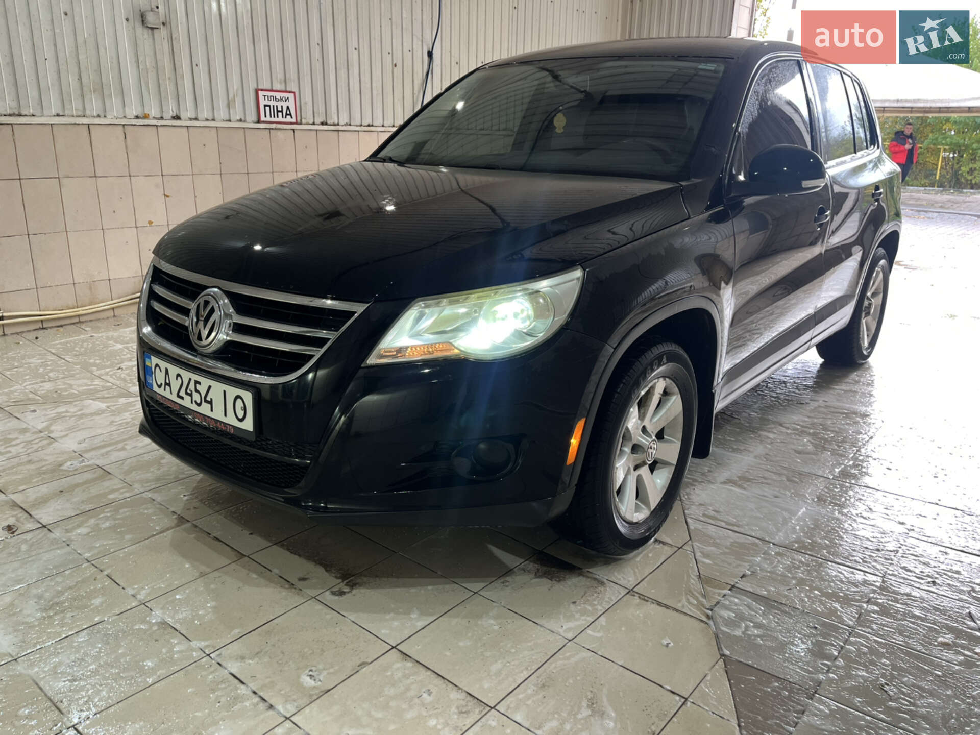 Volkswagen Tiguan 2009 VIN WVGAV75N49W532389 фото оголошення 8 з 16