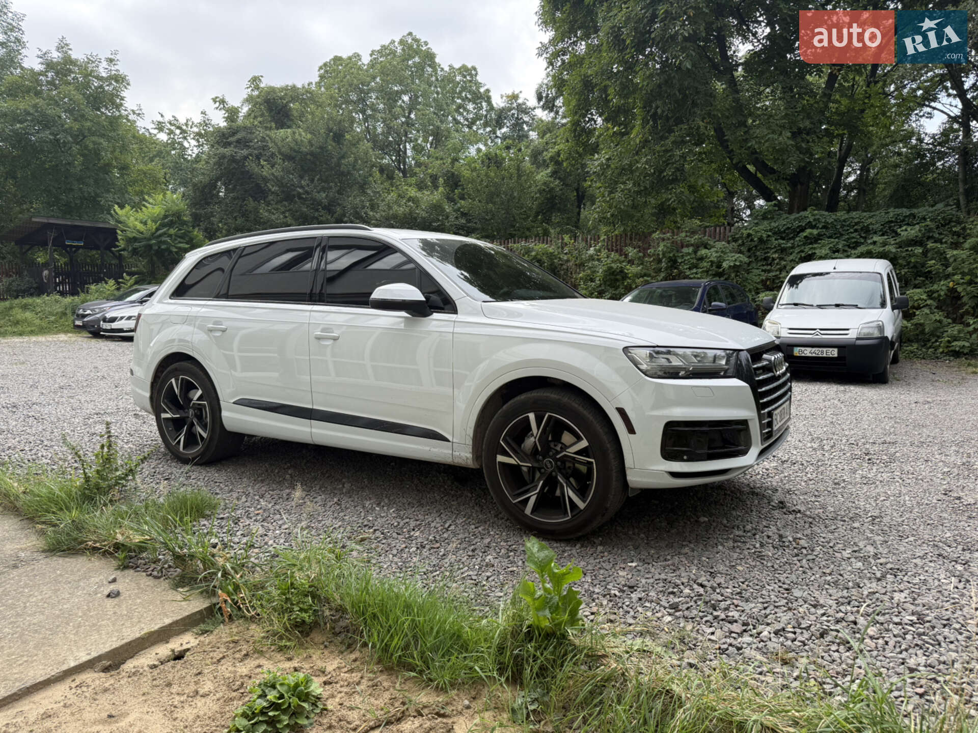 Audi Q7 2016 VIN WA1LAAF71HD020907 фото оголошення 23 з 25