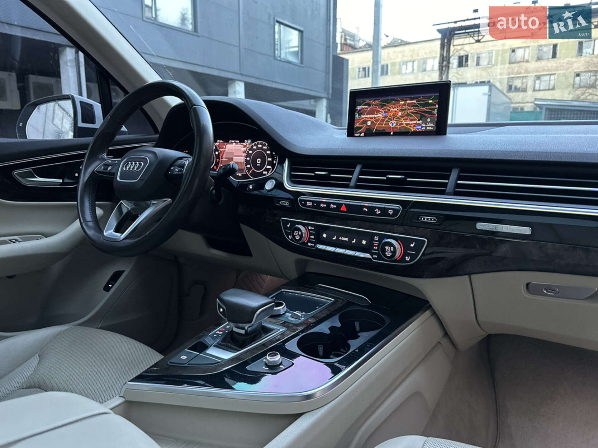 Audi Q7 2016 VIN WA1LAAF71HD020907 фото оголошення 14 з 25